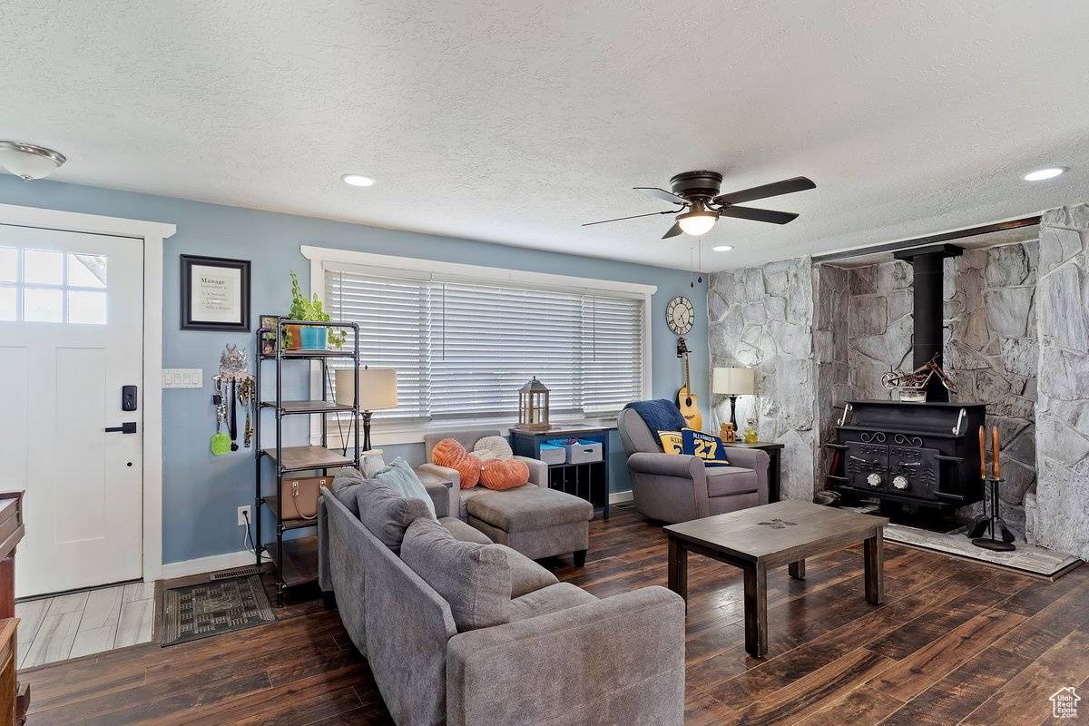Hooper, UT 84315,2731 N 5000 W