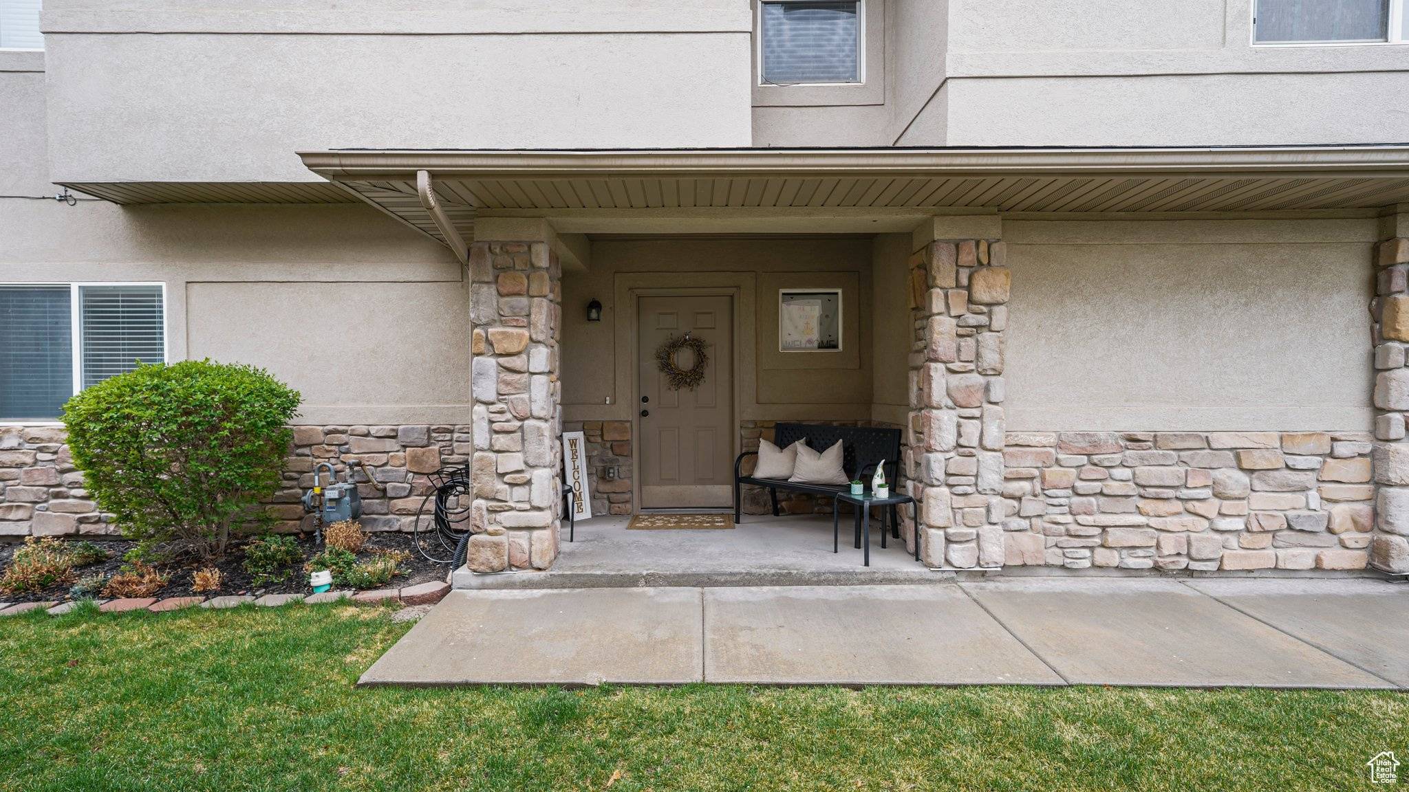 West Jordan, UT 84081,6661 W MERLOT WAY
