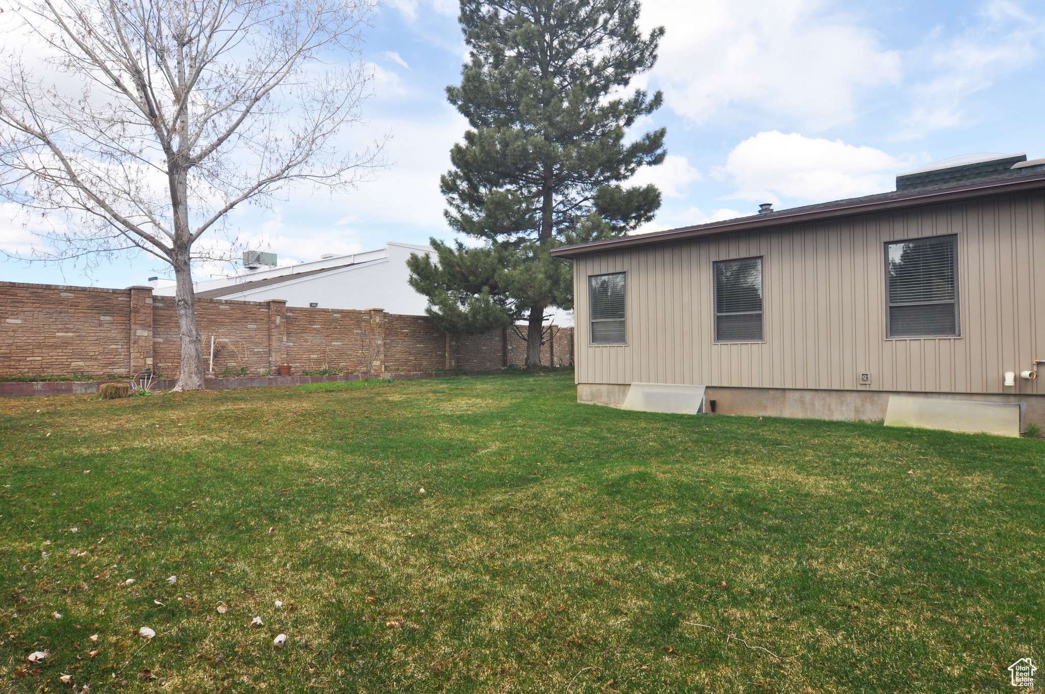 Roy, UT 84067,4455 S 1800 W