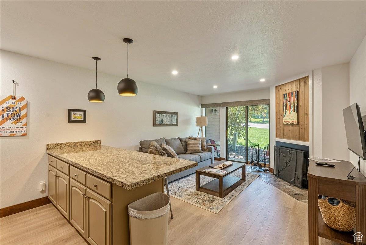 Park City, UT 84060,1530 EMPIRE AVE #112