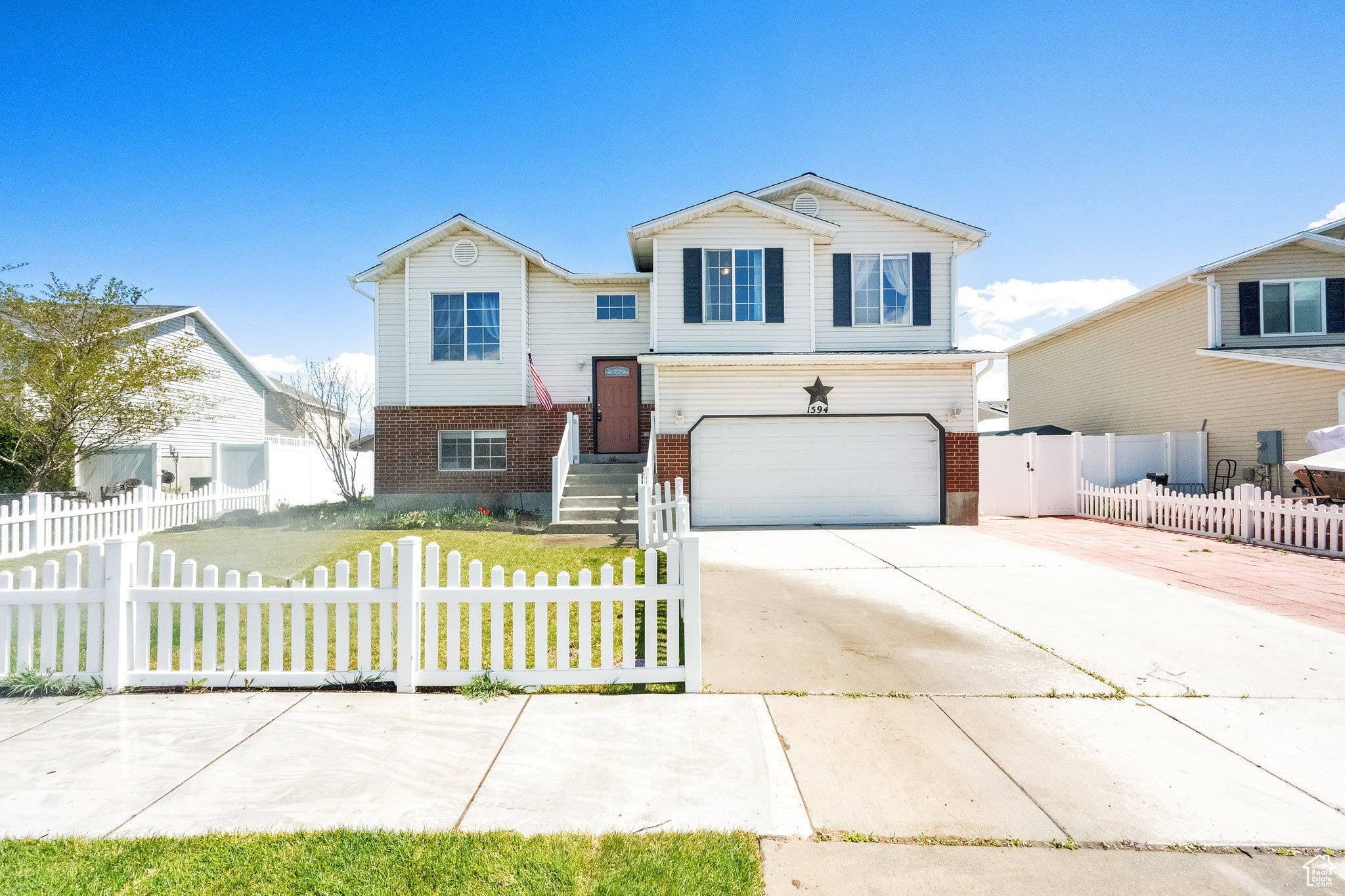 Lehi, UT 84043,1594 N 2640 W
