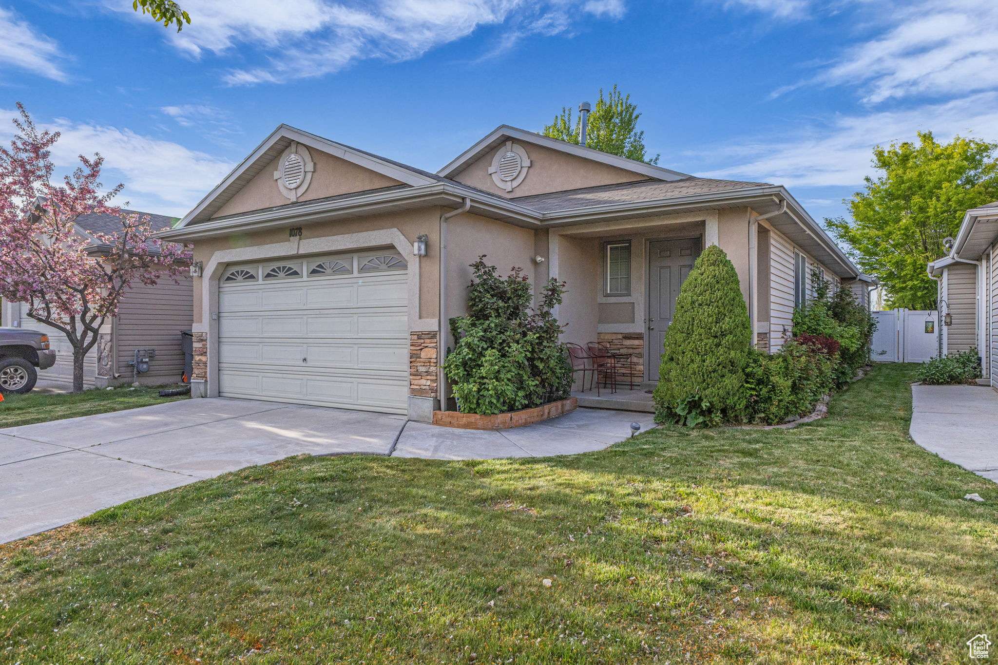 North Salt Lake, UT 84054,1078 YORK DR