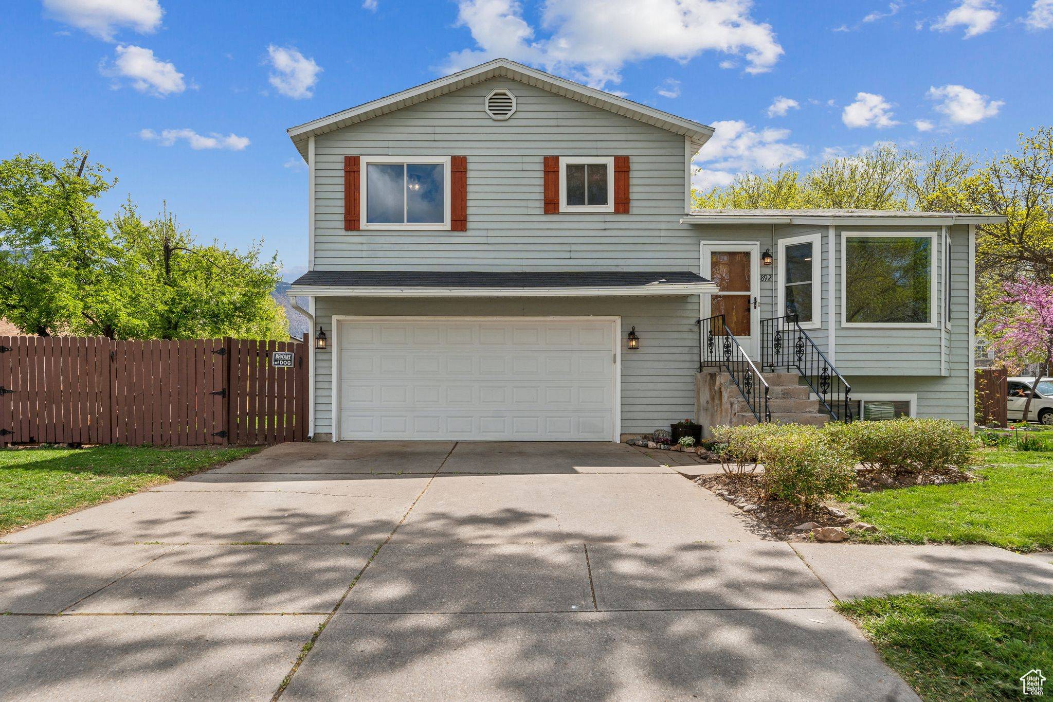Ogden, UT 84404,892 SUNFLOWER DR