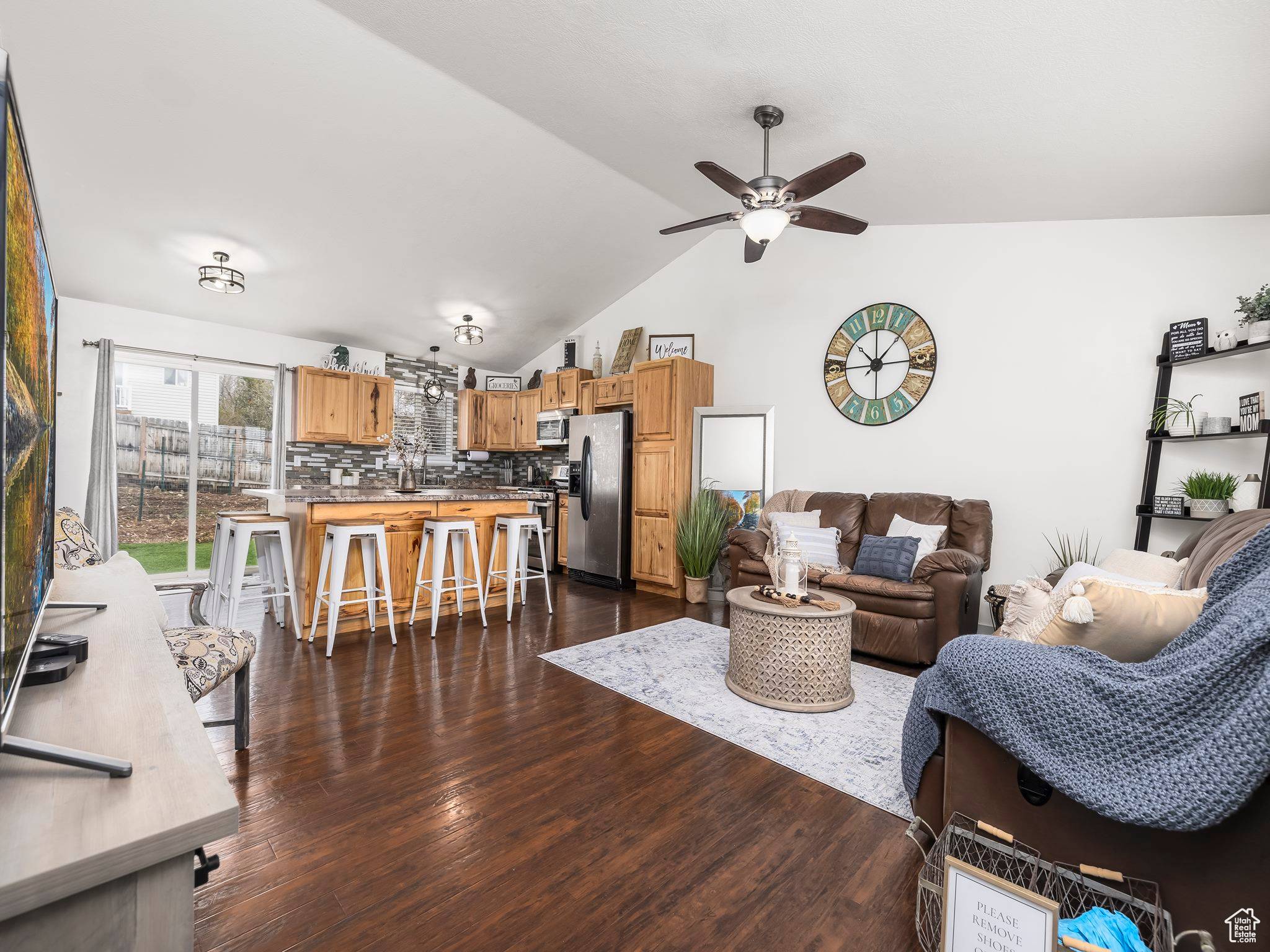 Santaquin, UT 84655,742 E 150 S