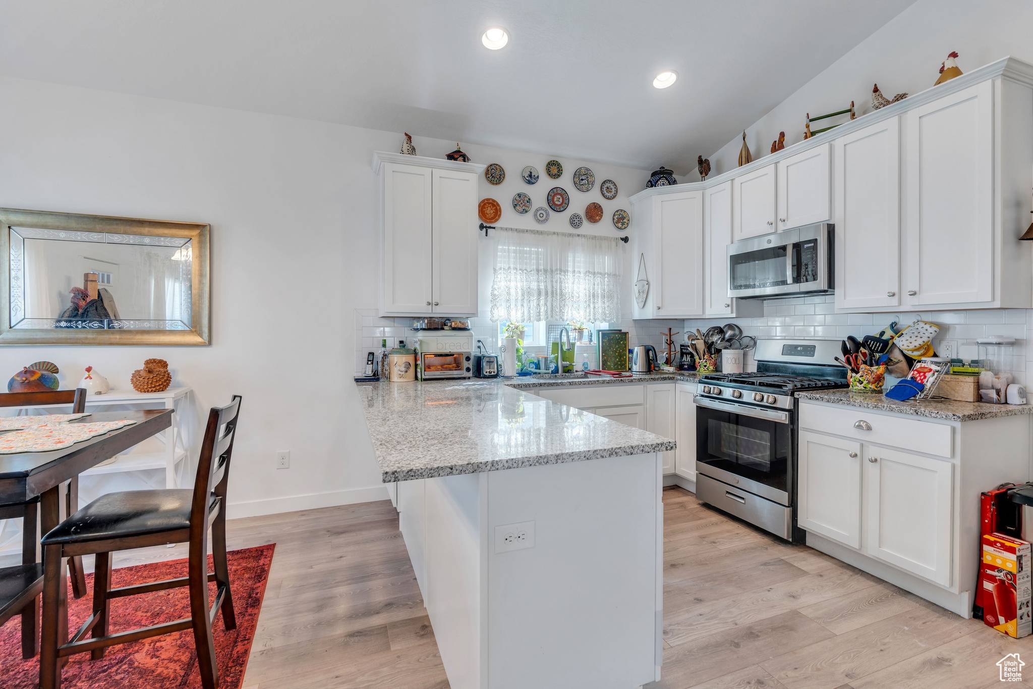 South Jordan, UT 84009,5214 W ARISTA WAY