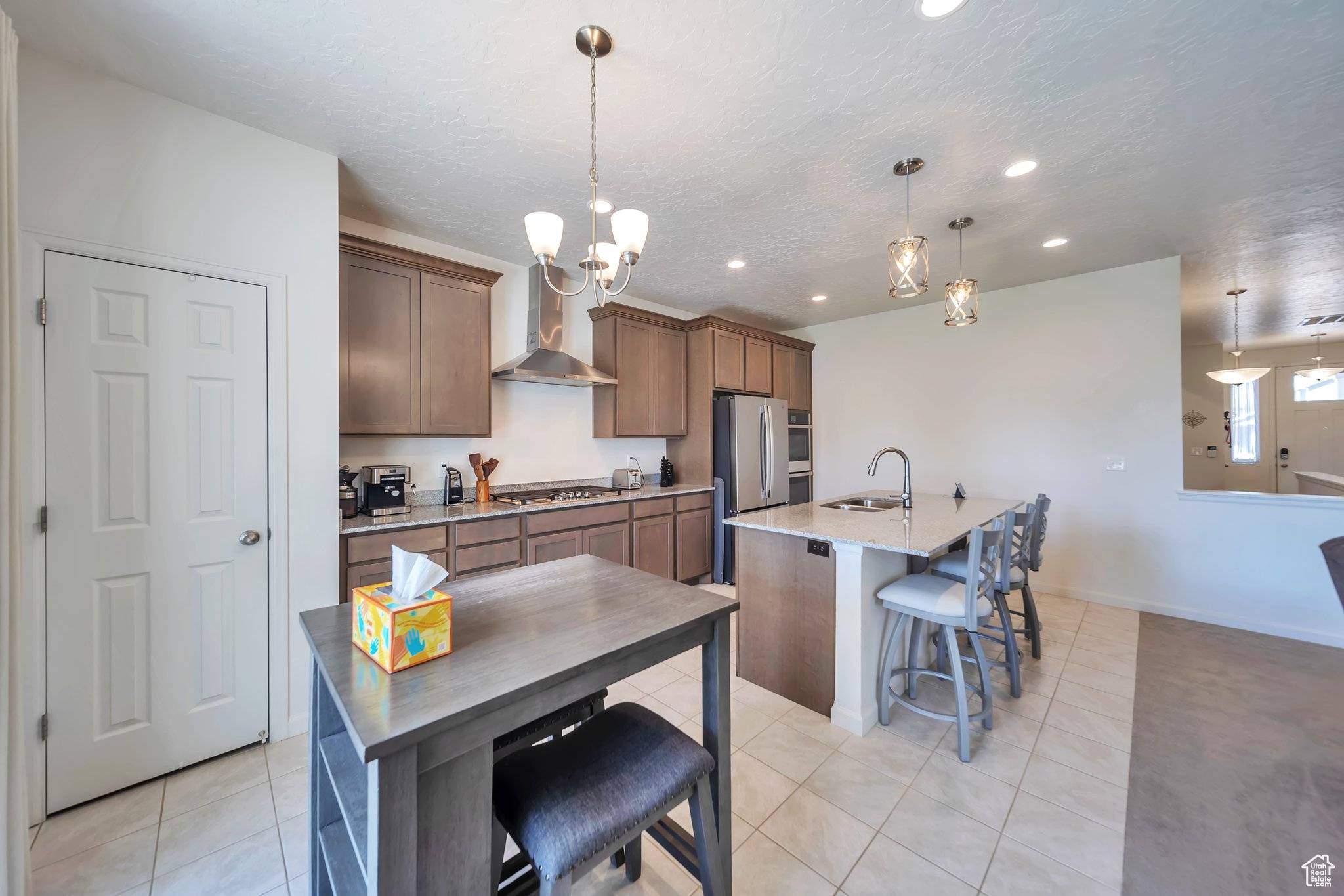 Lake Point, UT 84074,1916 E ROCK HOLLOW RD