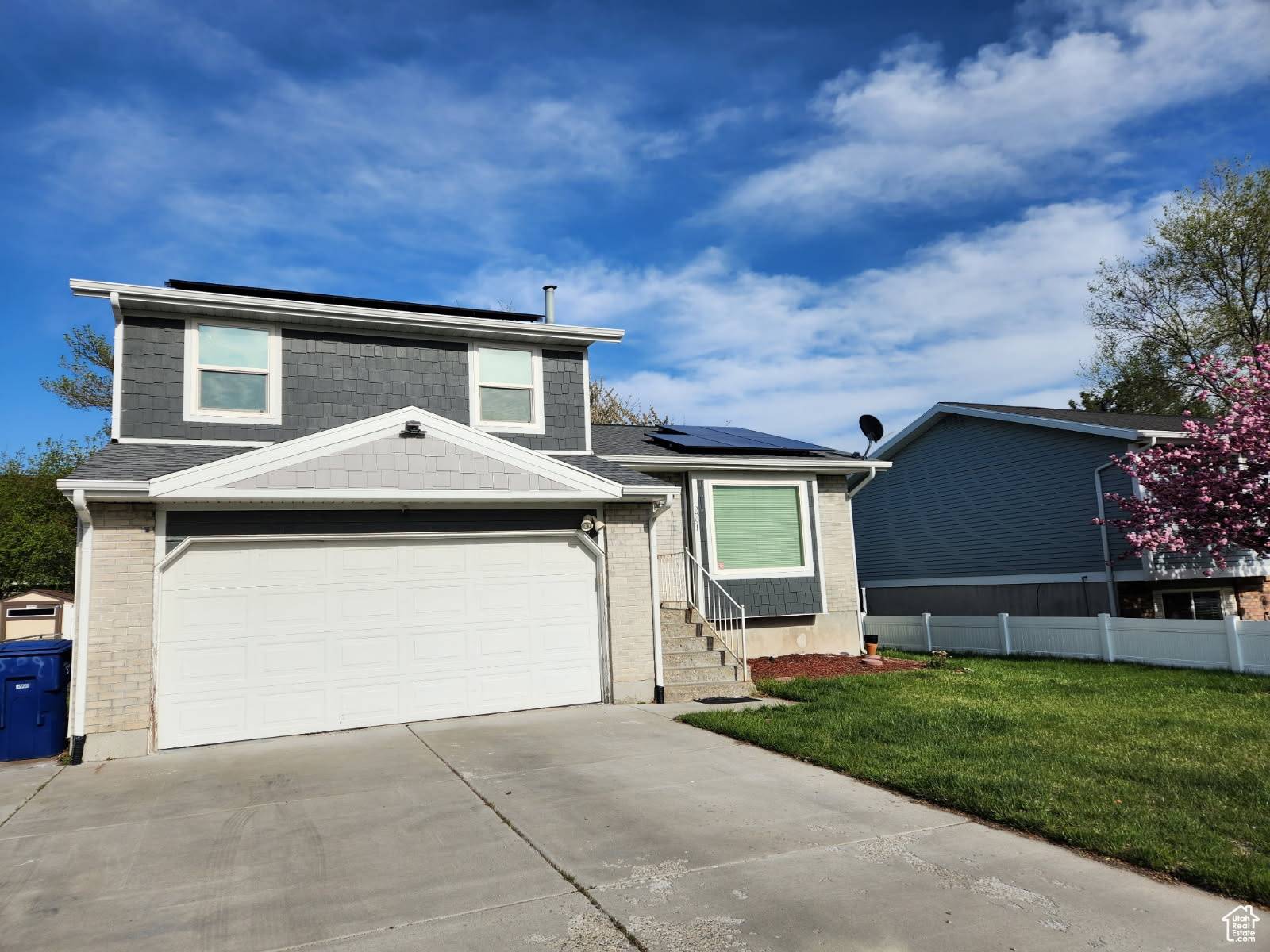 Taylorsville, UT 84129,5891 S BLUE MEADOW DR