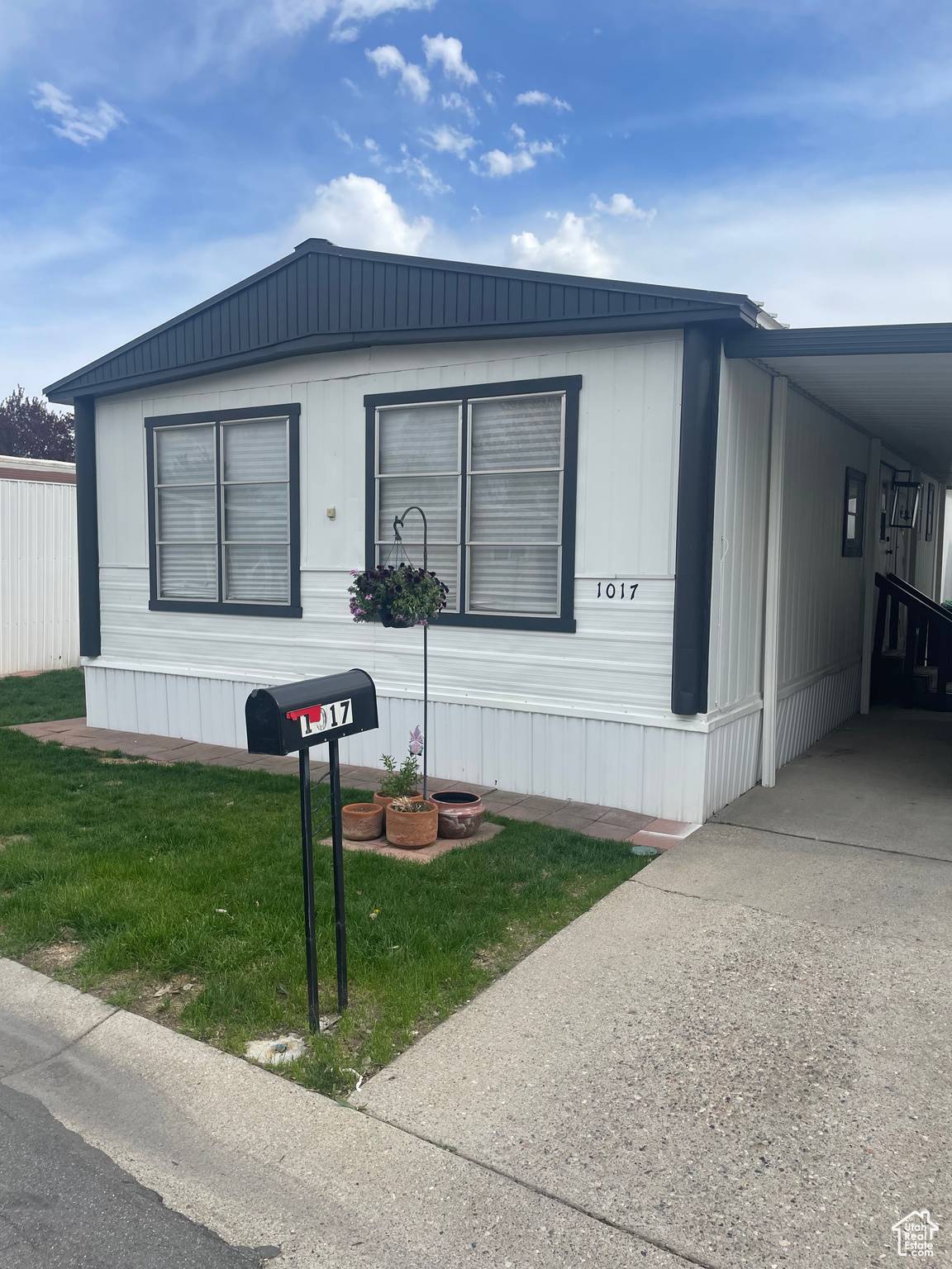 Taylorsville, UT 84123,1017 W YUCCA DR S