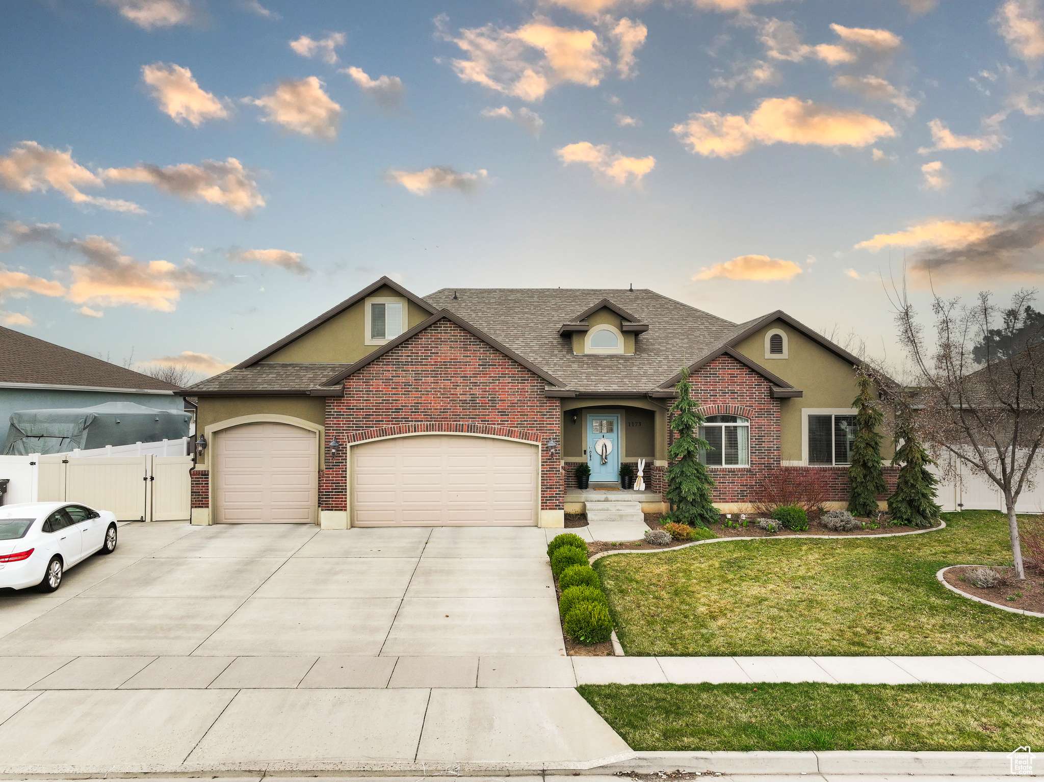 Syracuse, UT 84075,1173 W 2150 S