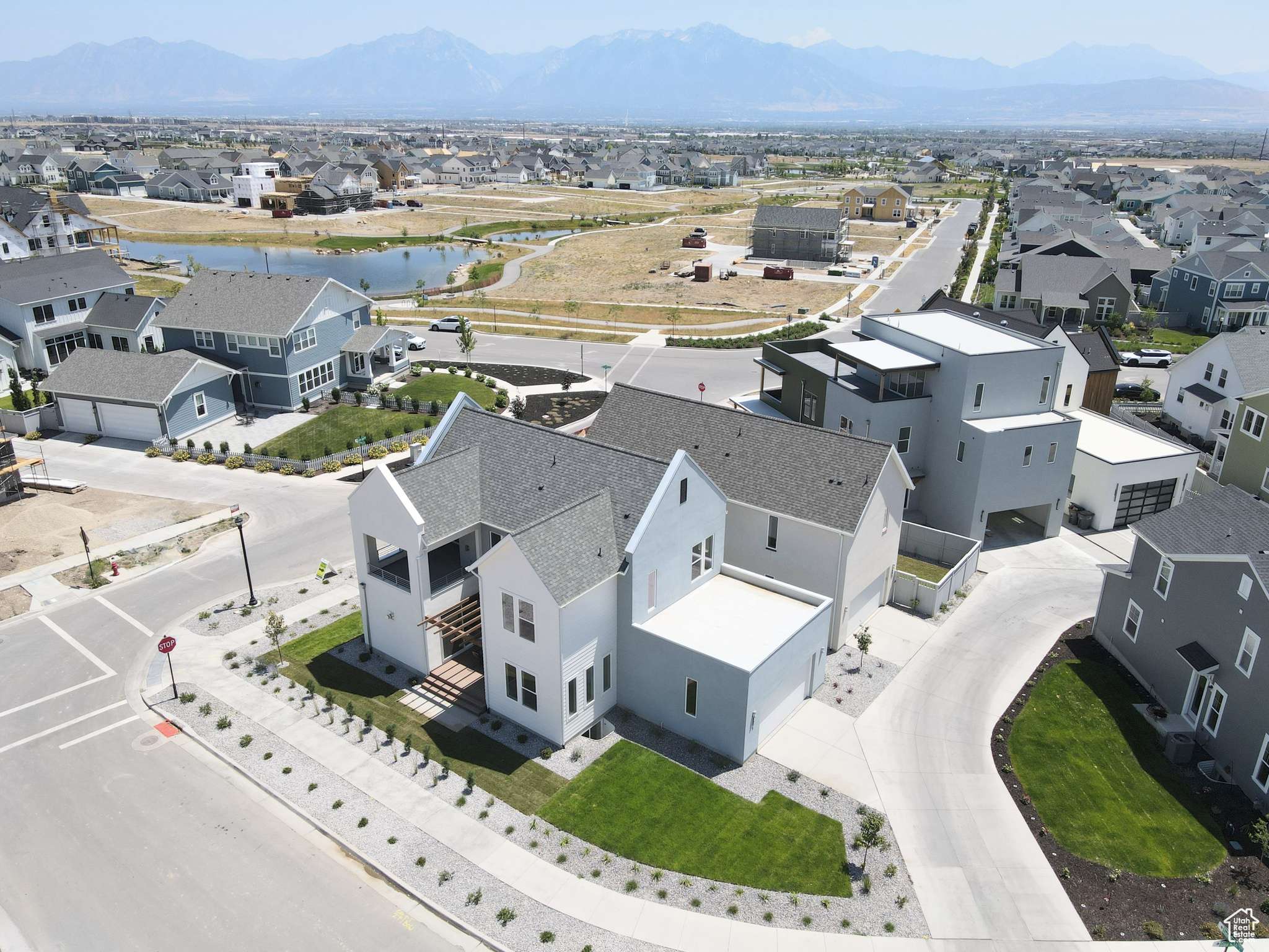 South Jordan, UT 84009,6971 W LAKE AVE S #323