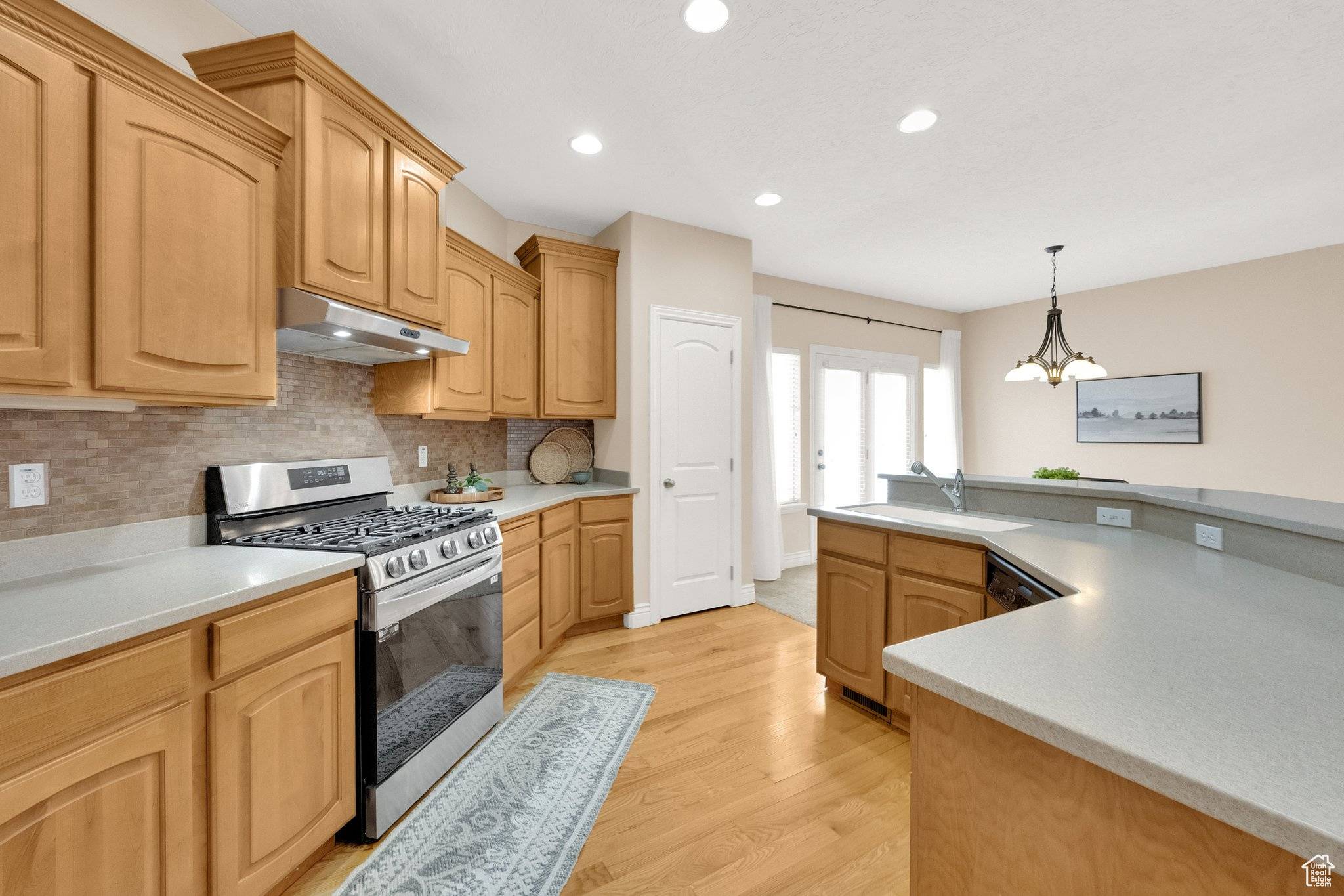 West Jordan, UT 84088,6872 S TRIUMPH LN
