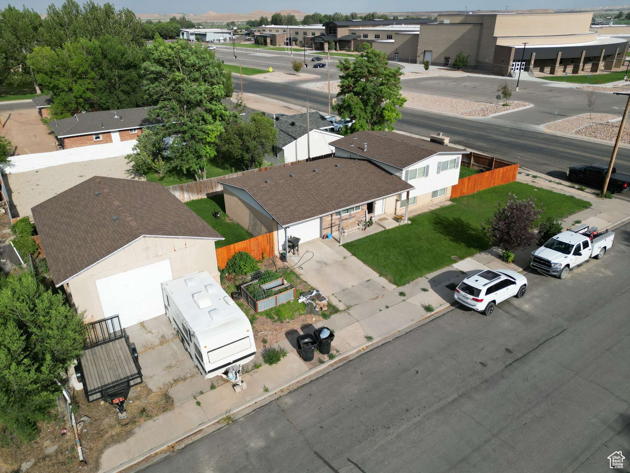 Roosevelt, UT 84066,10 N 700 E