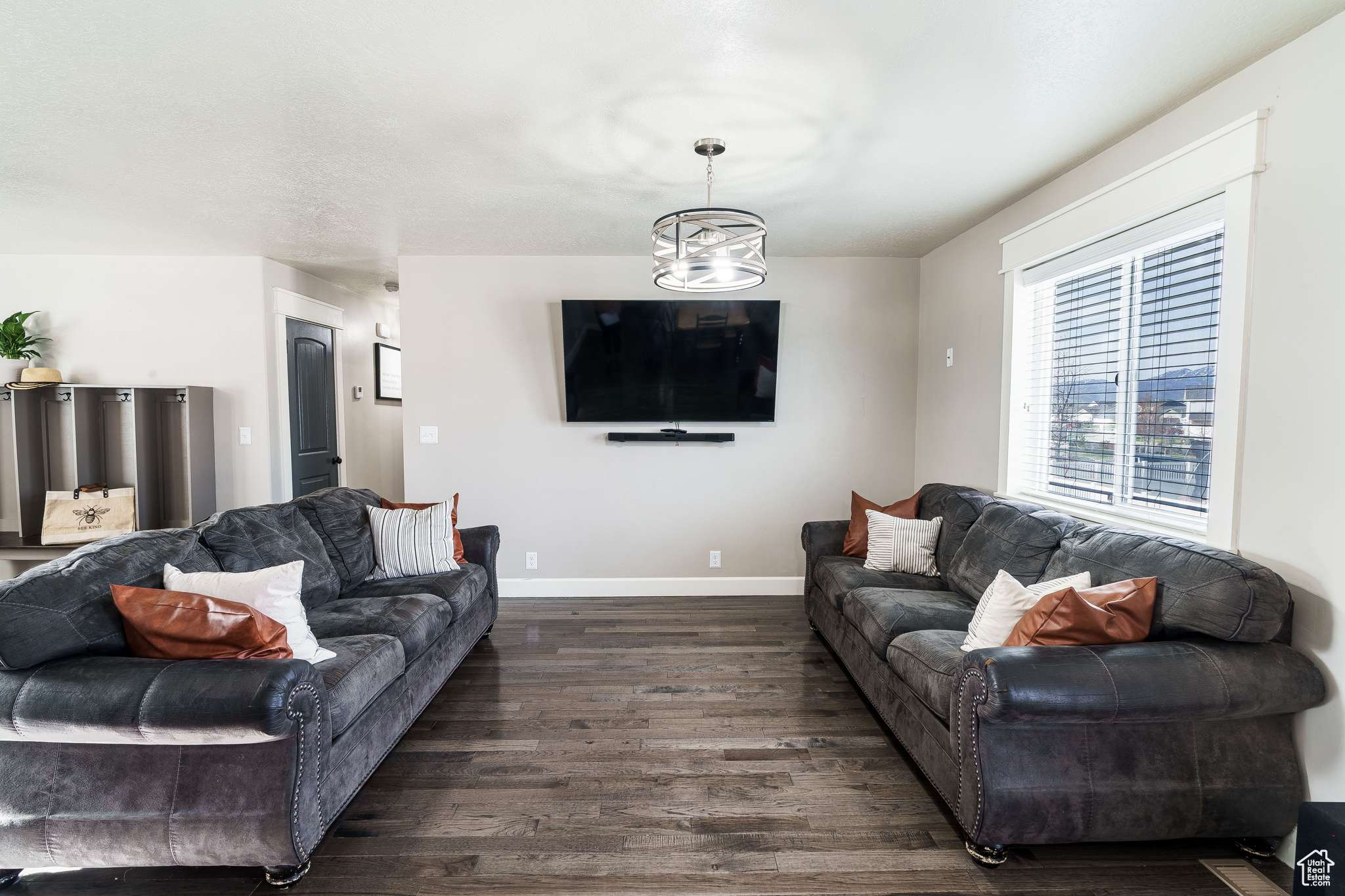 Nibley, UT 84321,2783 S 1100 W