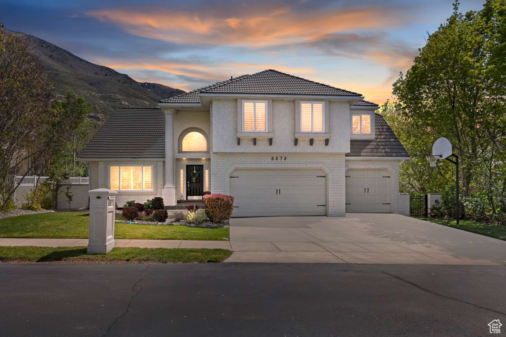Sandy, UT 84092,2272 E GAMBEL OAK DR S #49