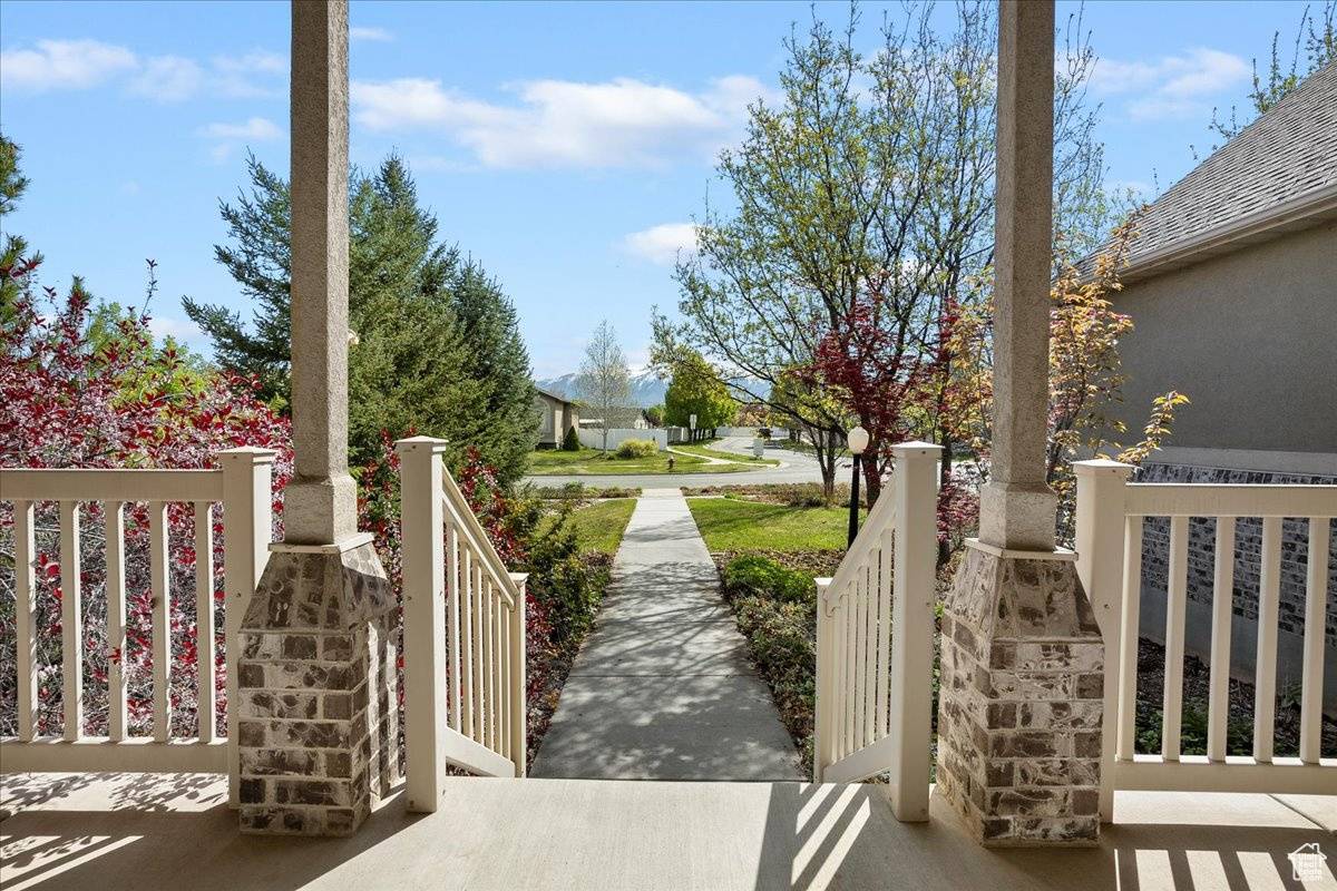 Syracuse, UT 84075,3072 S 1065 W