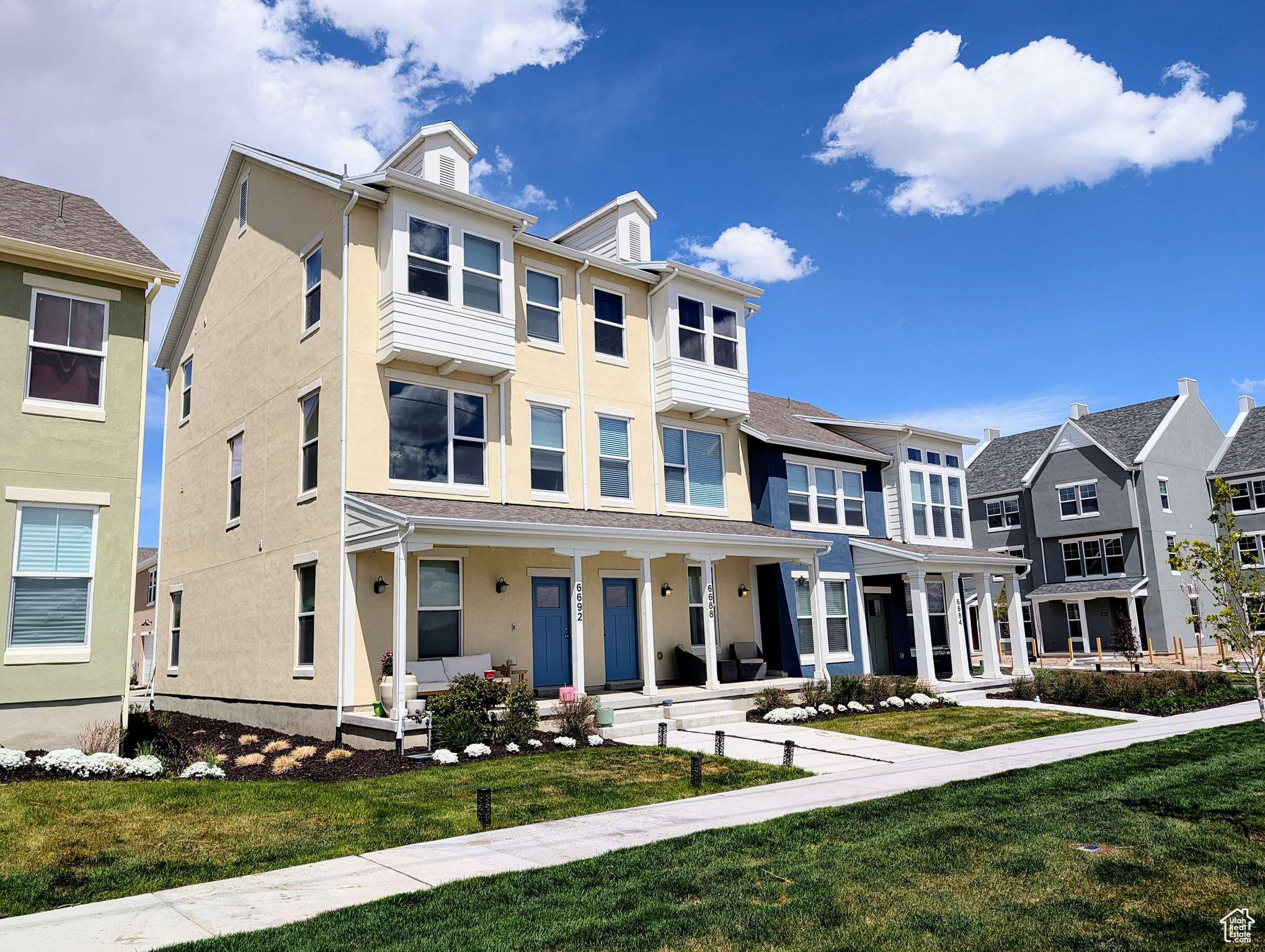 South Jordan, UT 84009,6688 W 11800 S