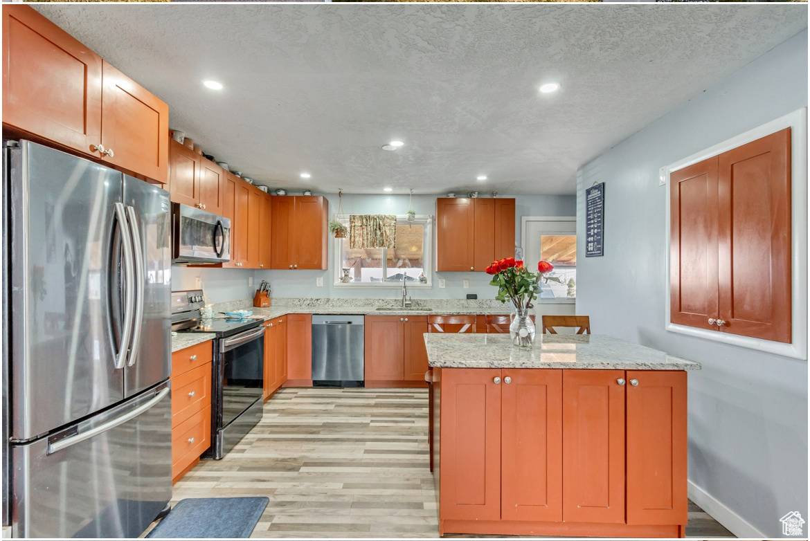 South Jordan, UT 84095,9717 S 1600 W