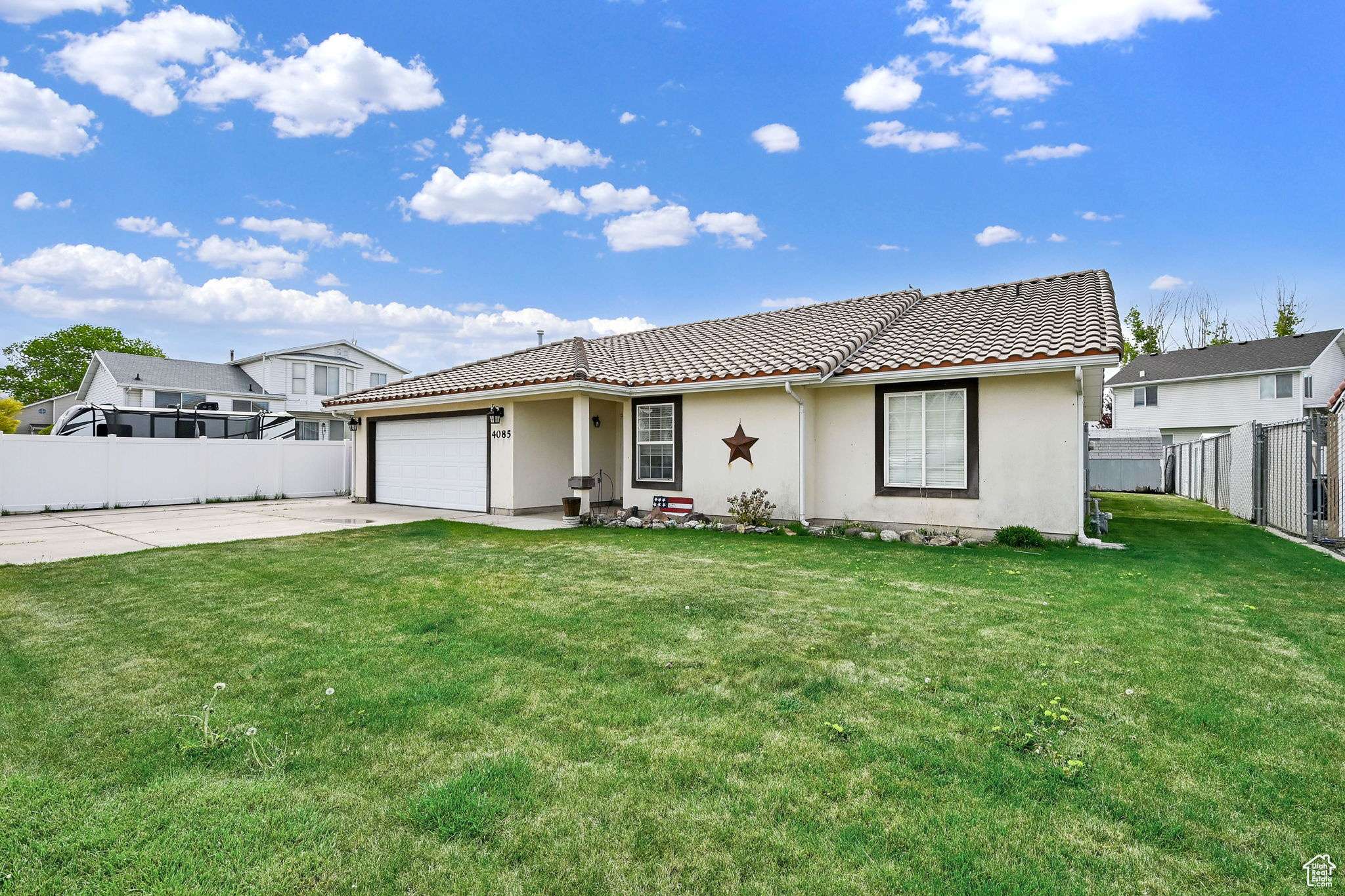 Roy, UT 84067,4085 W 4800 S