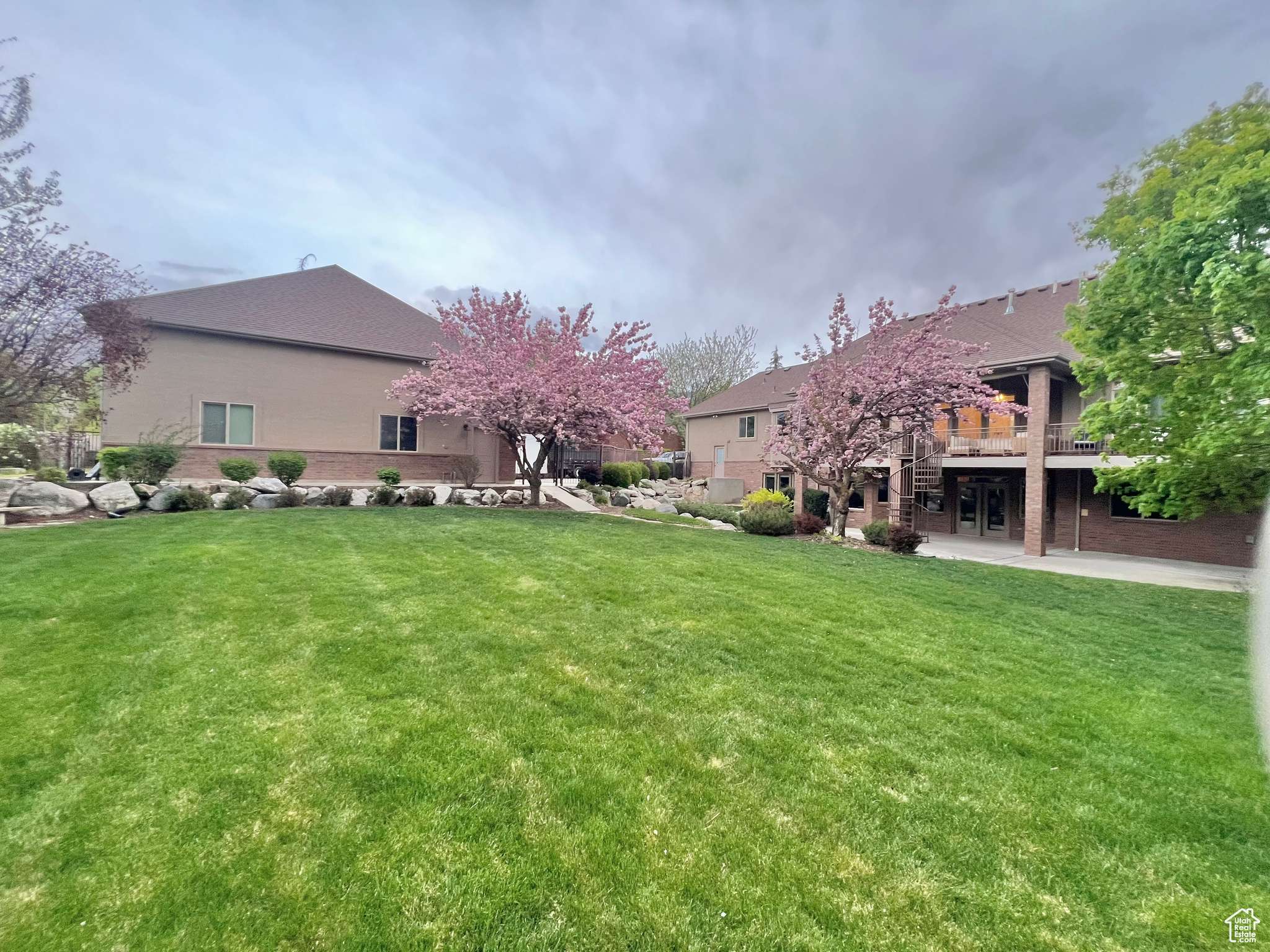 Kaysville, UT 84037,231 E 950 N