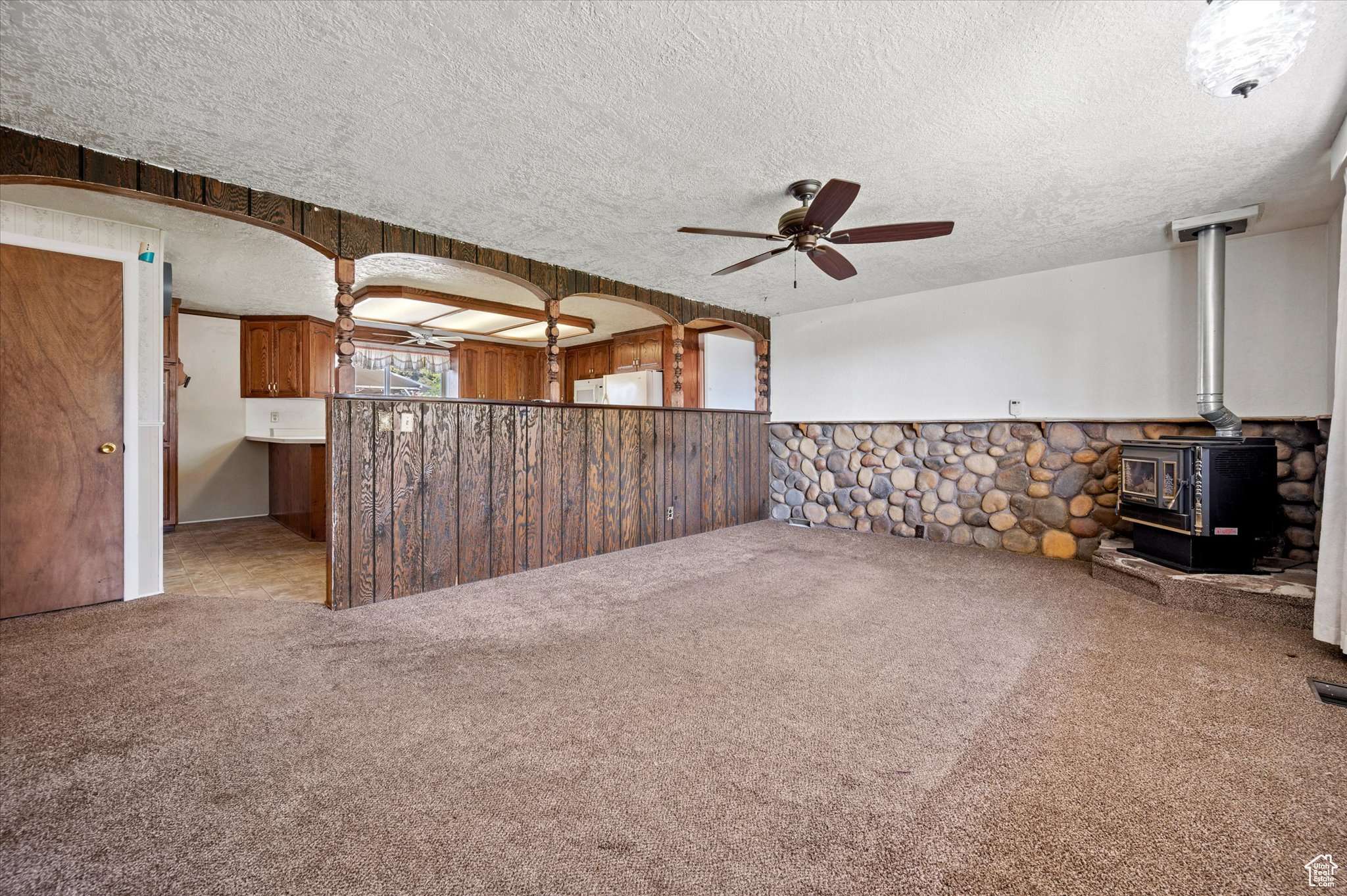 Bountiful, UT 84010,19 E NORTH CANYON RD