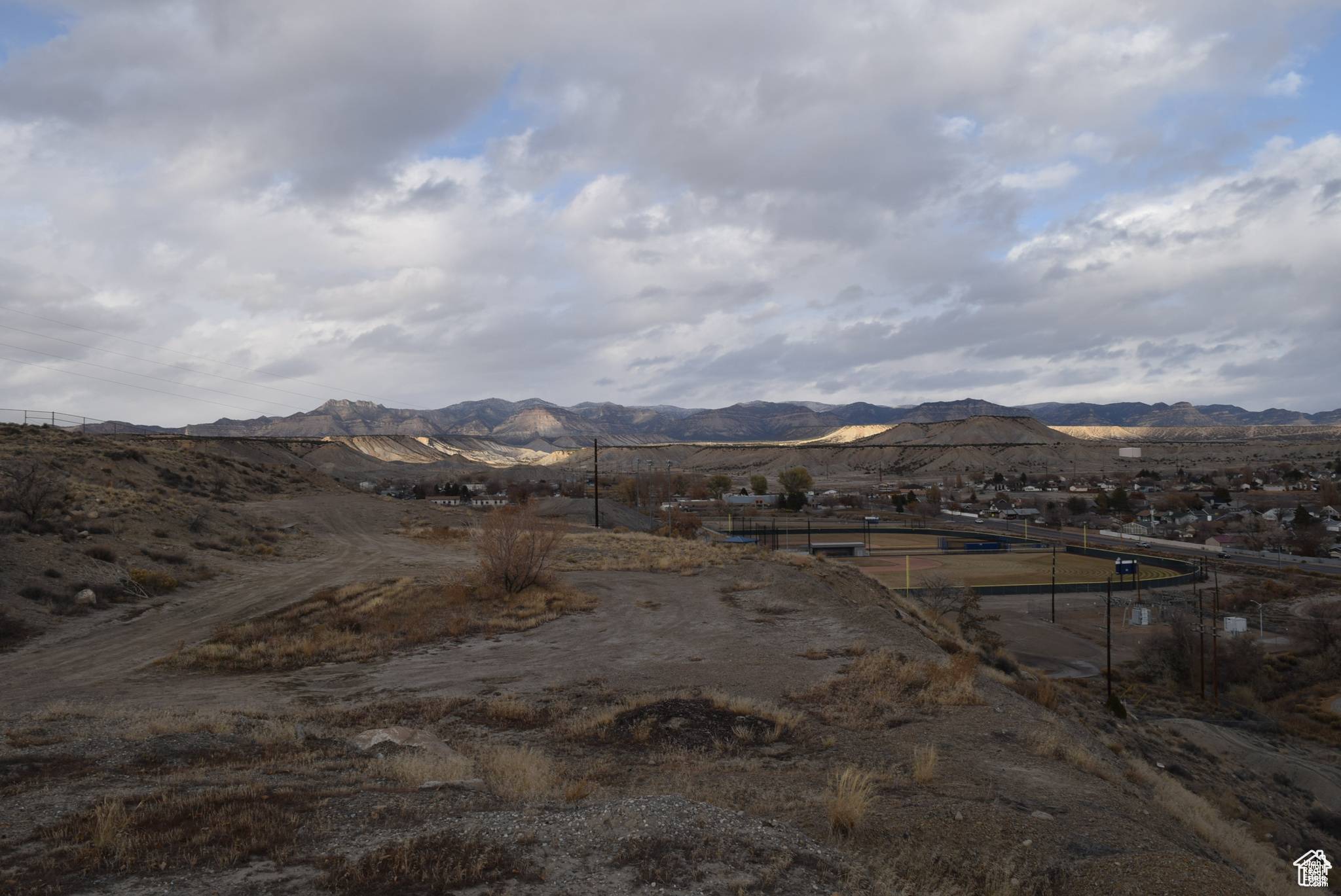 Price, UT 84501,410 N CRESTVIEW DR