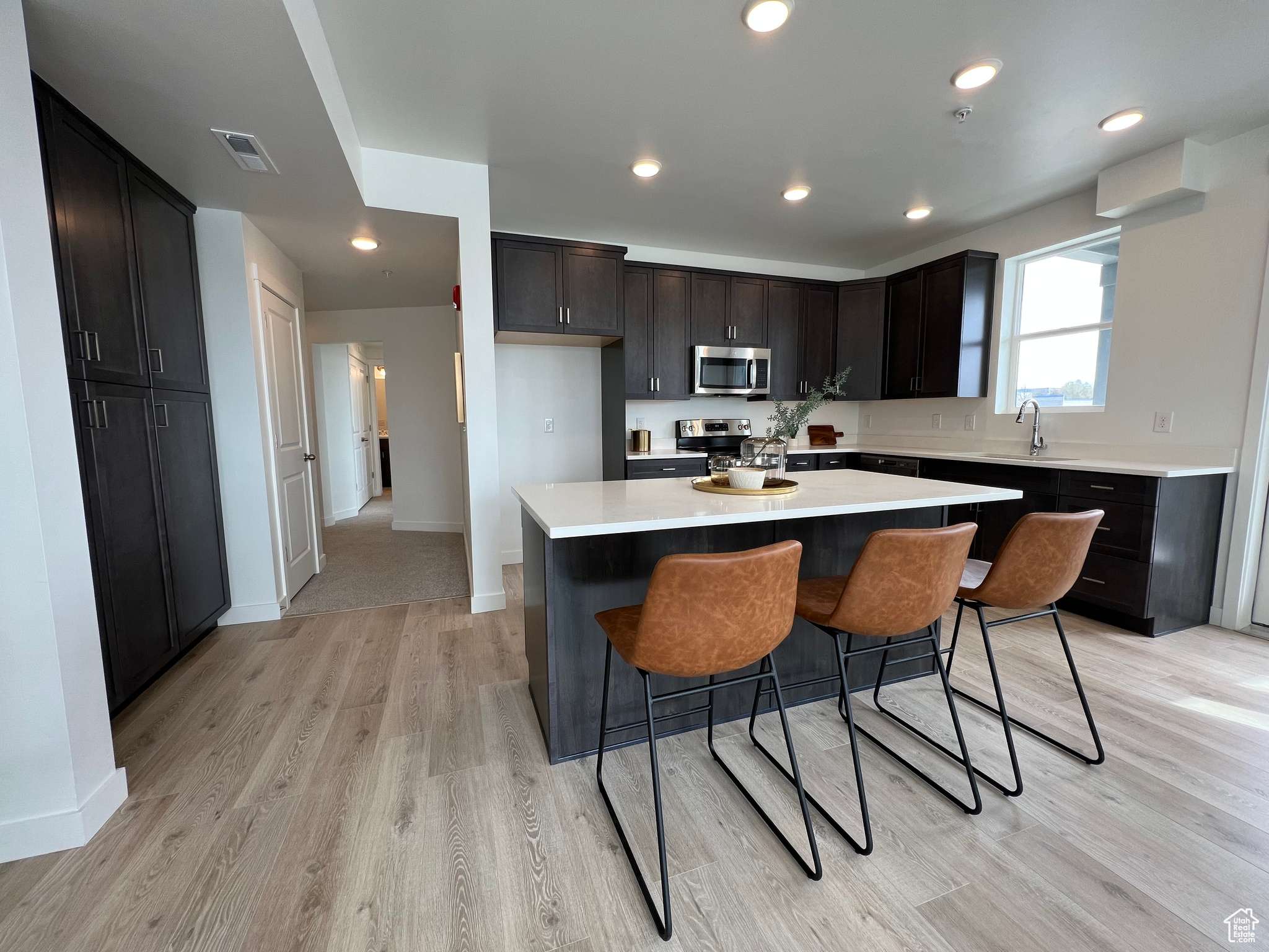 Midvale, UT 84047,8362 S IRIS LUMI LN W #P201