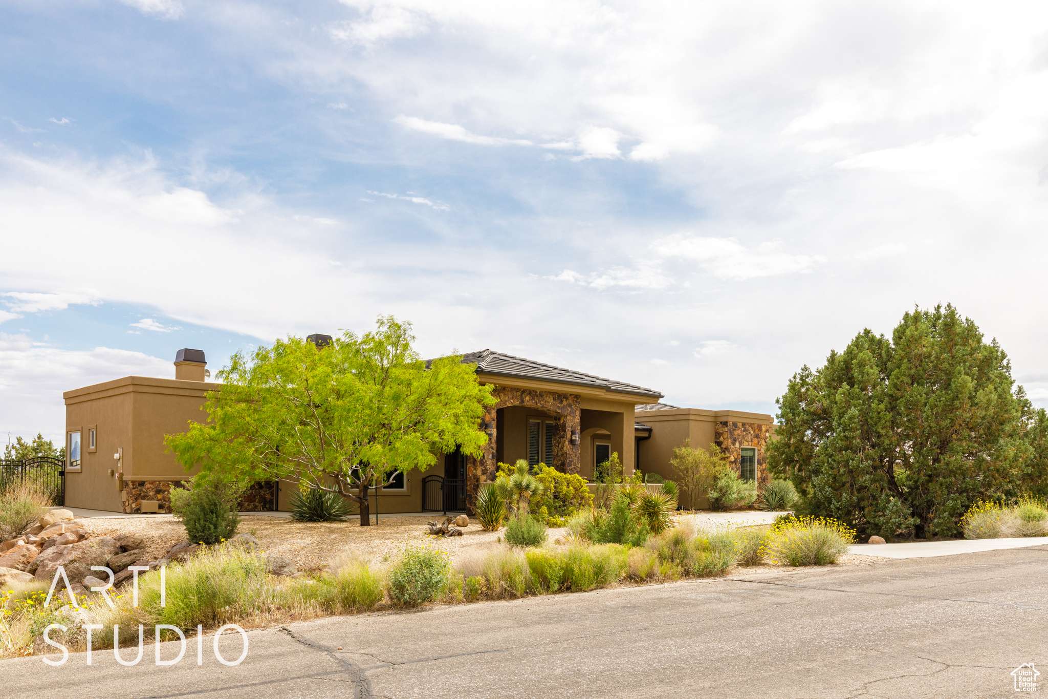 Leeds, UT 84746,415 W SILVER HILLS RD