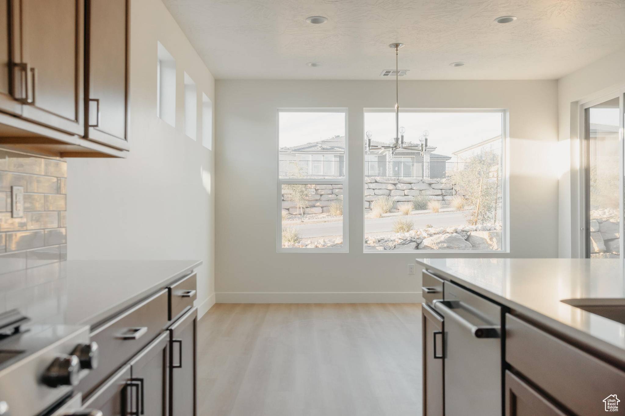 St. George, UT 84770,31 ROSALIA RDG
