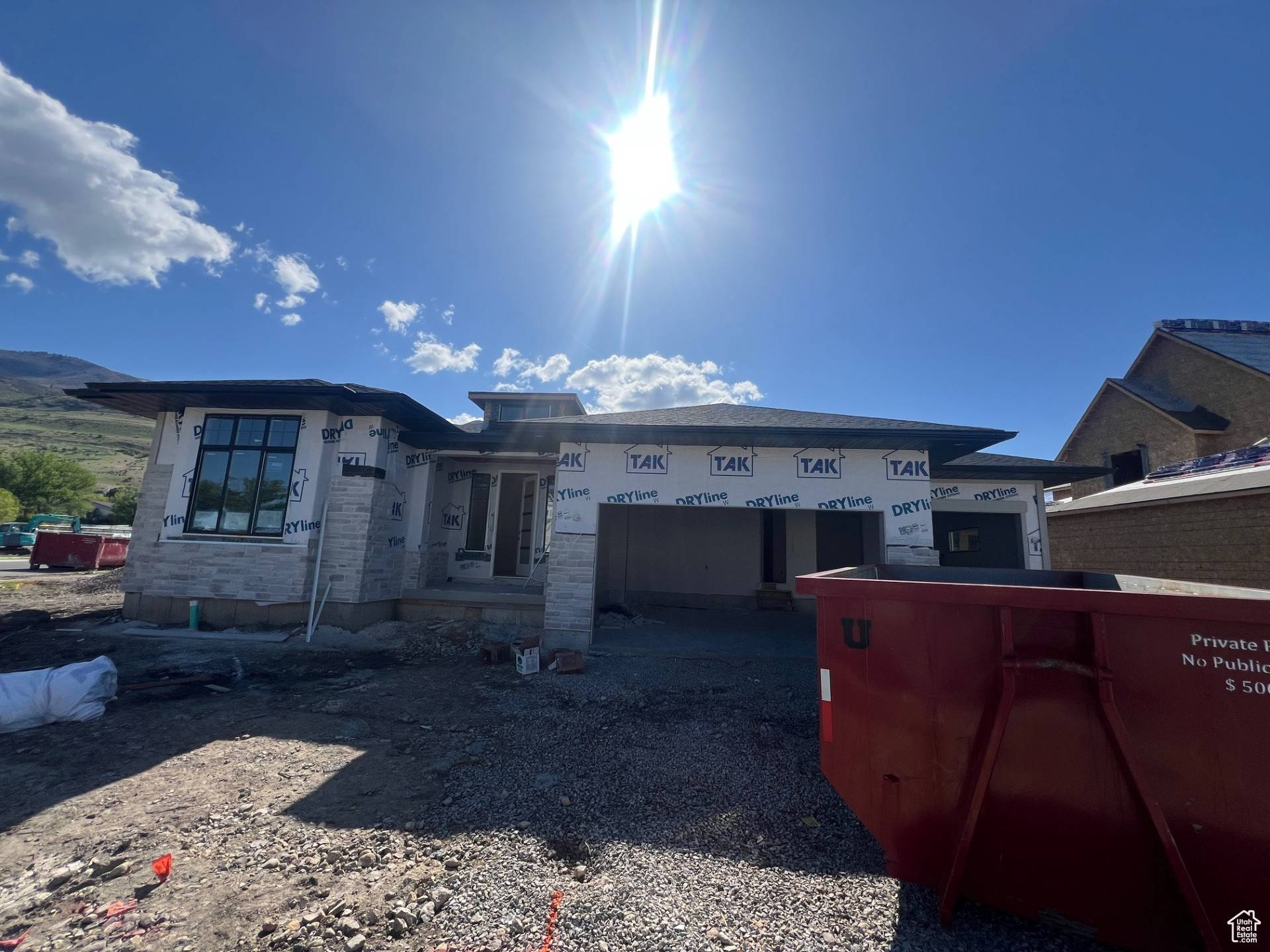 Centerville, UT 84014,581 W SUMMERHILL LN N