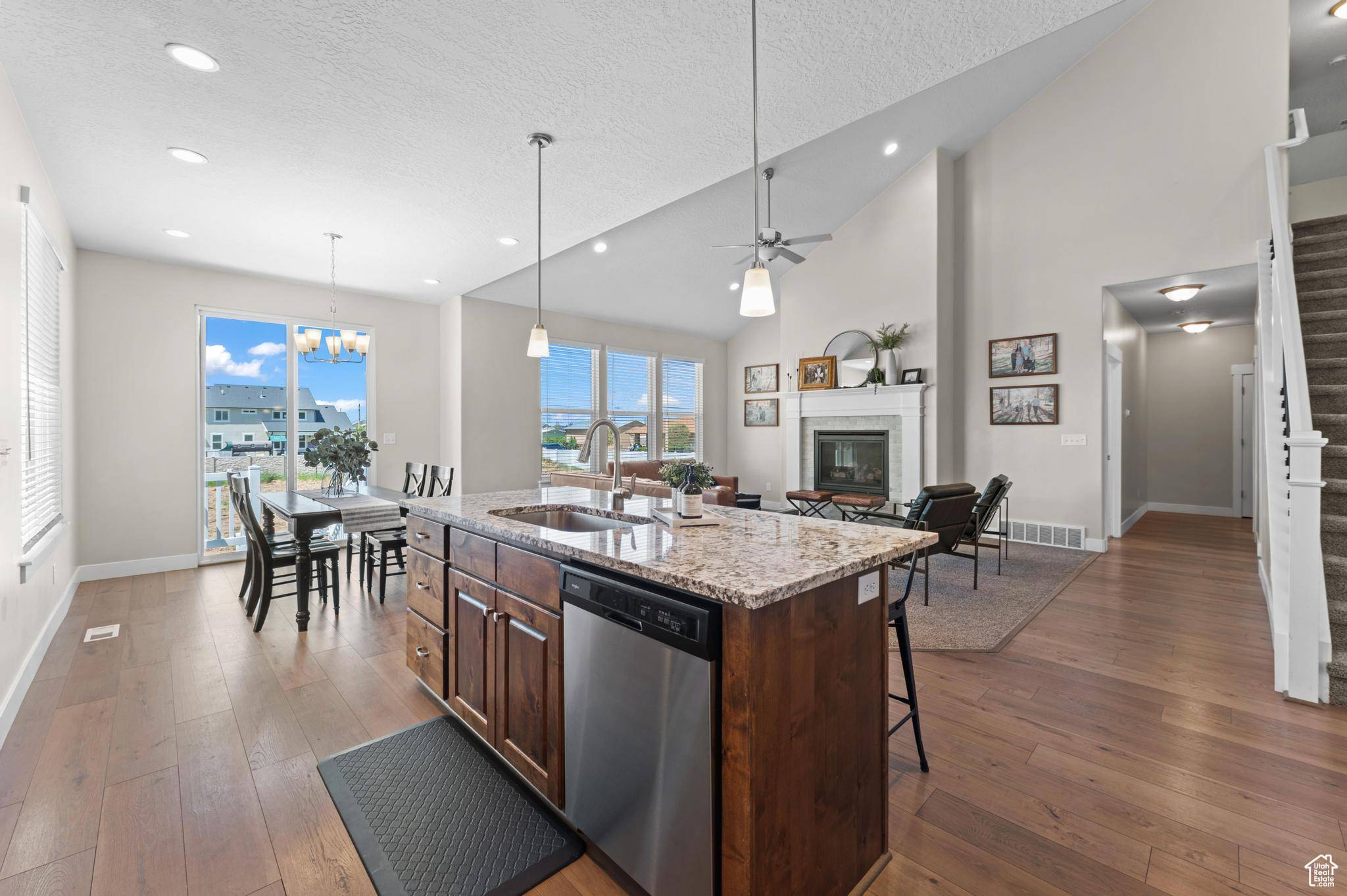 Mapleton, UT 84664,787 N 300 W