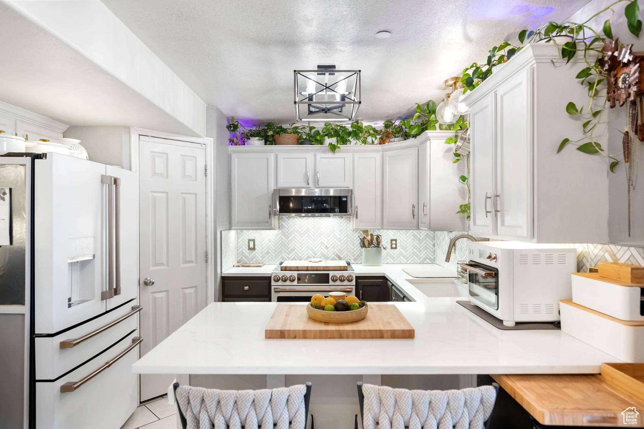 Pleasant Grove, UT 84062,929 W 670 S #8