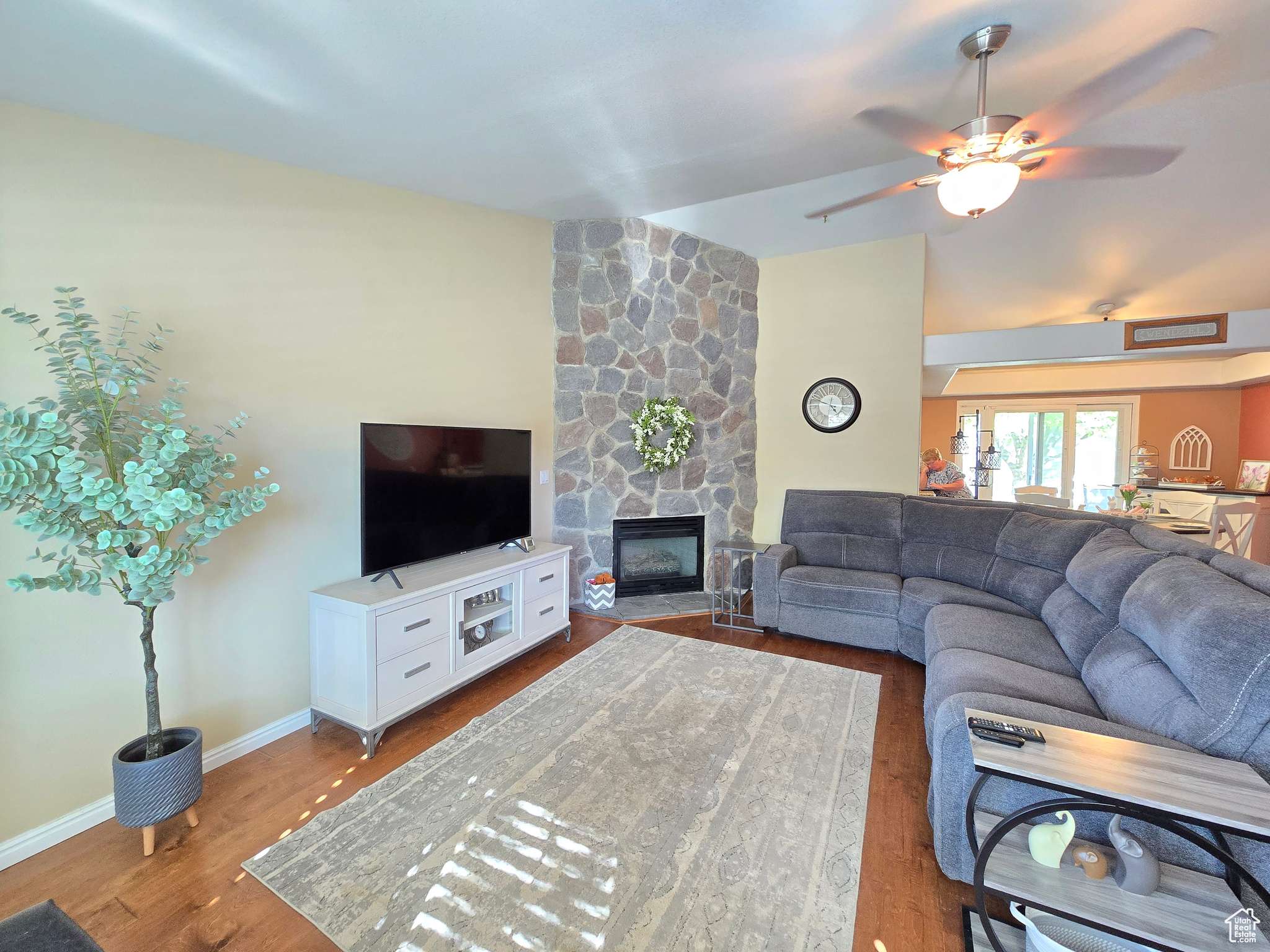 Riverdale, UT 84405,4106 S 1000 W