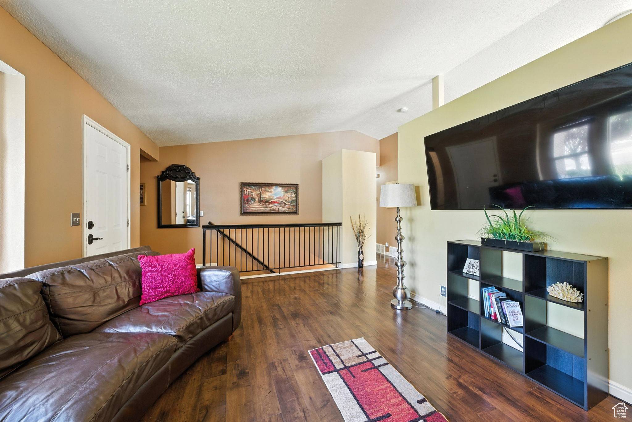 West Jordan, UT 84088,8564 S LAUREL OAK DR W