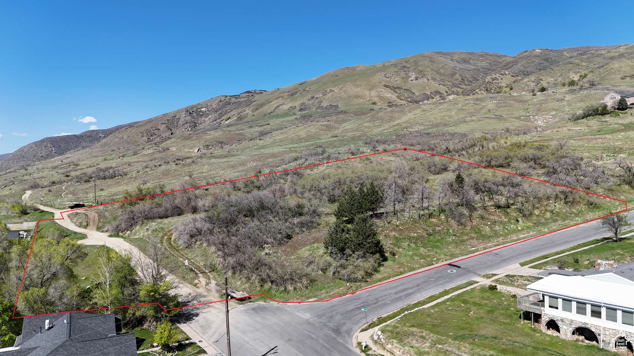 Bountiful, UT 84010,908 N NORTHERN HILLS DR