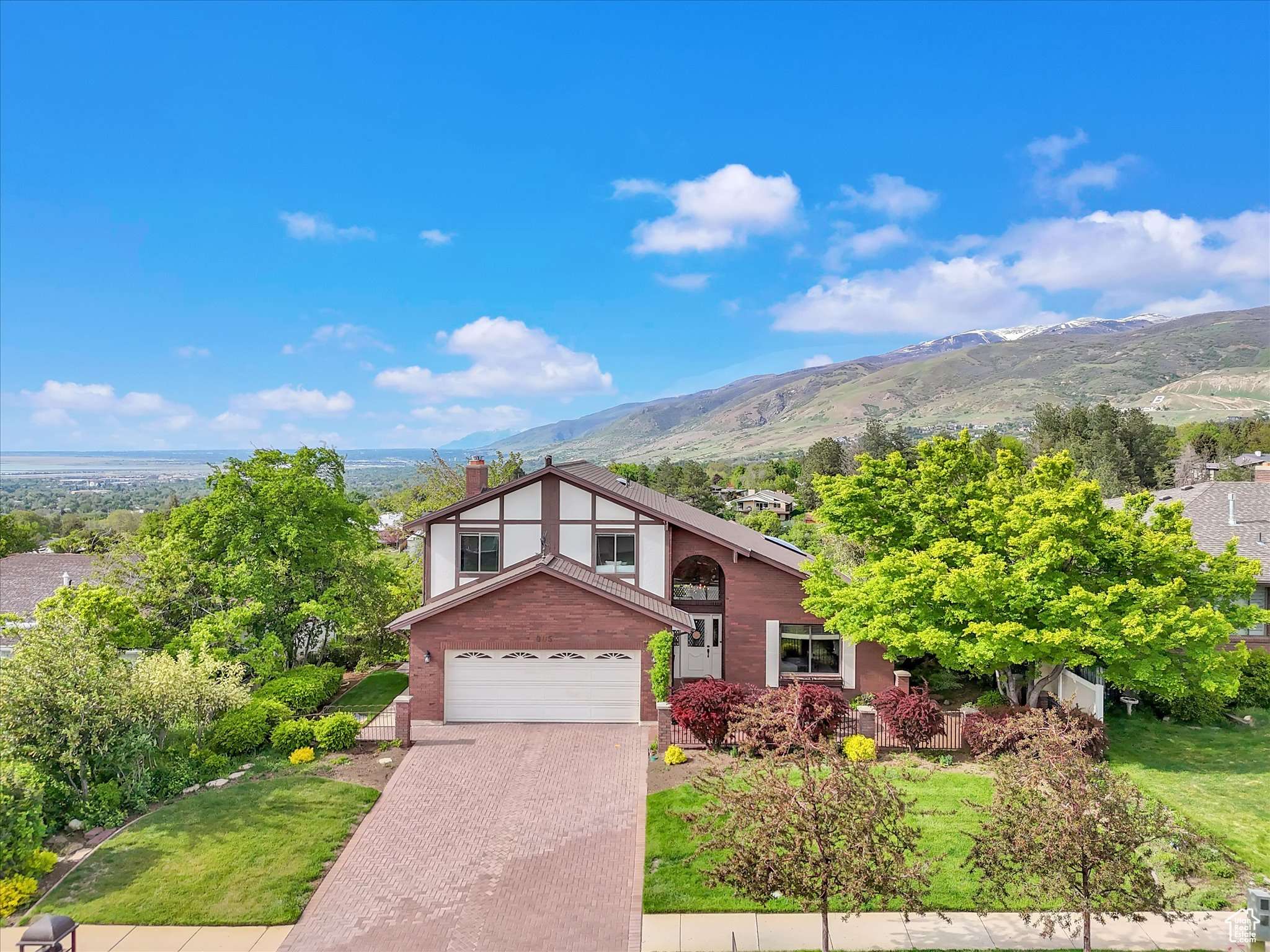 Bountiful, UT 84010,905 E MILLSTREAM WAY