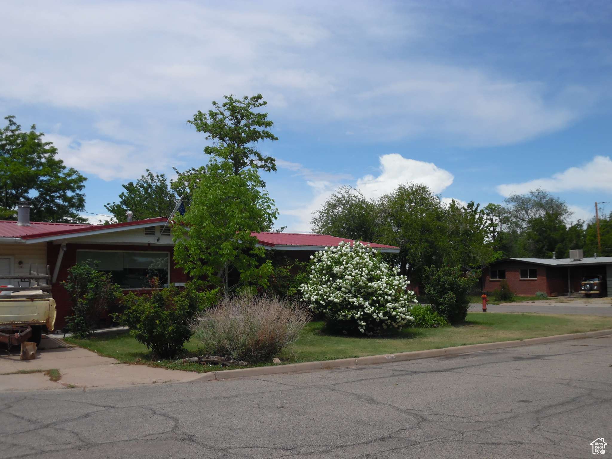 Moab, UT 84532,477 W GRAND CIR