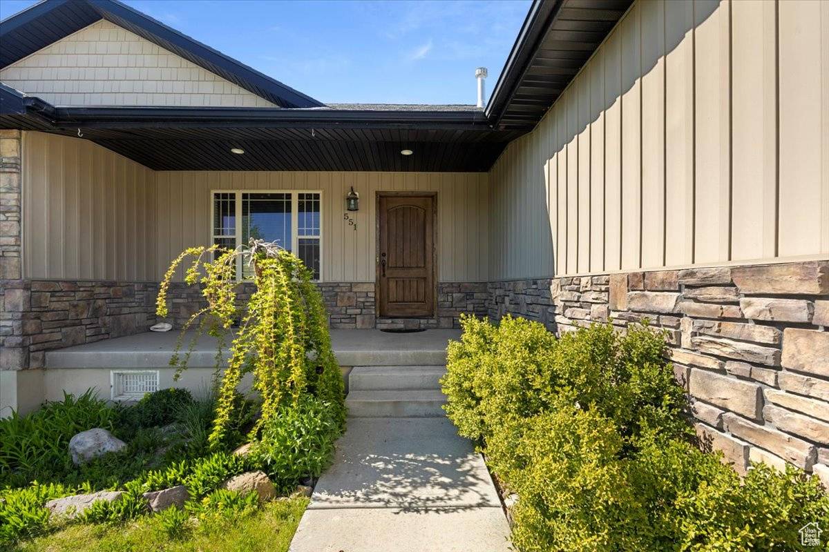 North Logan, UT 84341,551 WHITE PINE PL