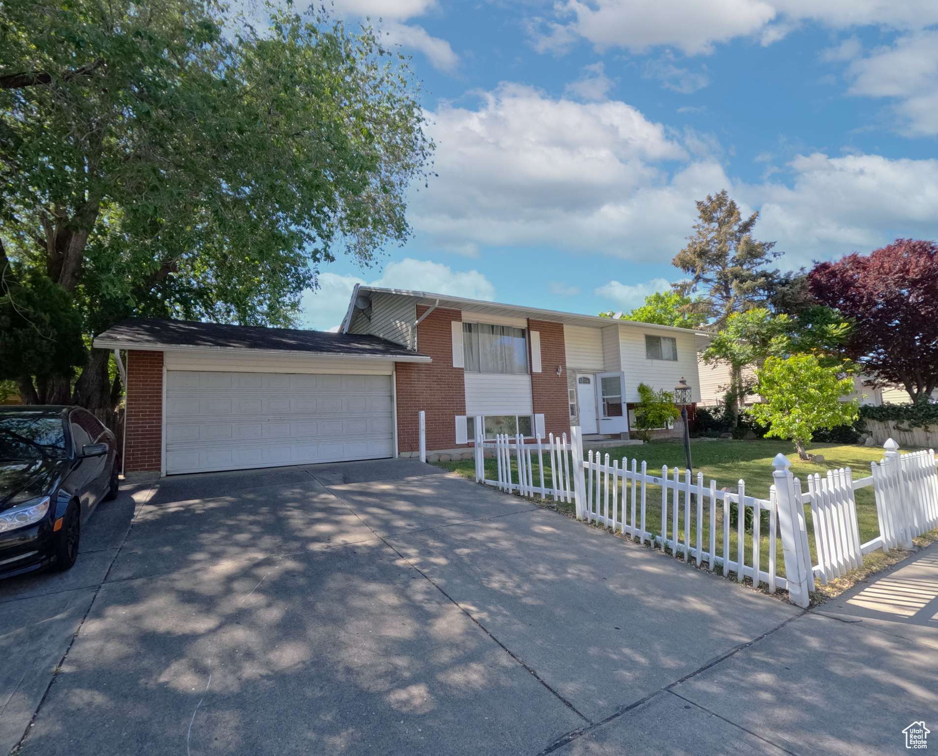 Salt Lake City, UT 84116,621 N MORTON DR