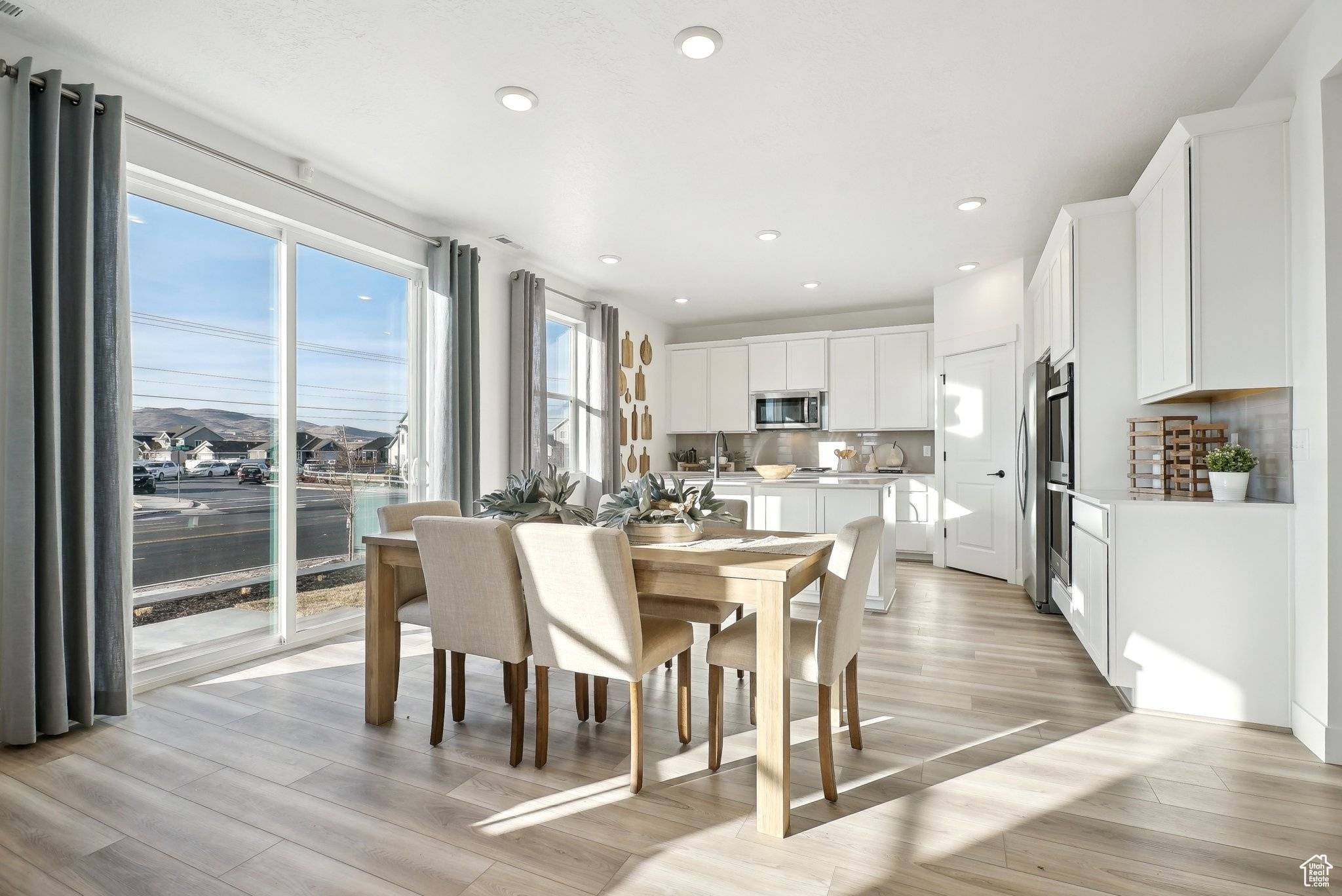 Lehi, UT 84043,2015 N 2090 ST W