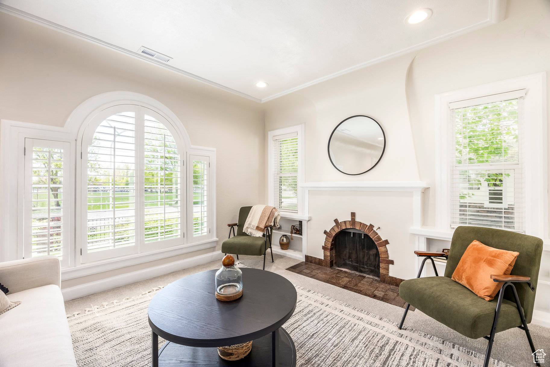 Provo, UT 84606,639 E 200 N