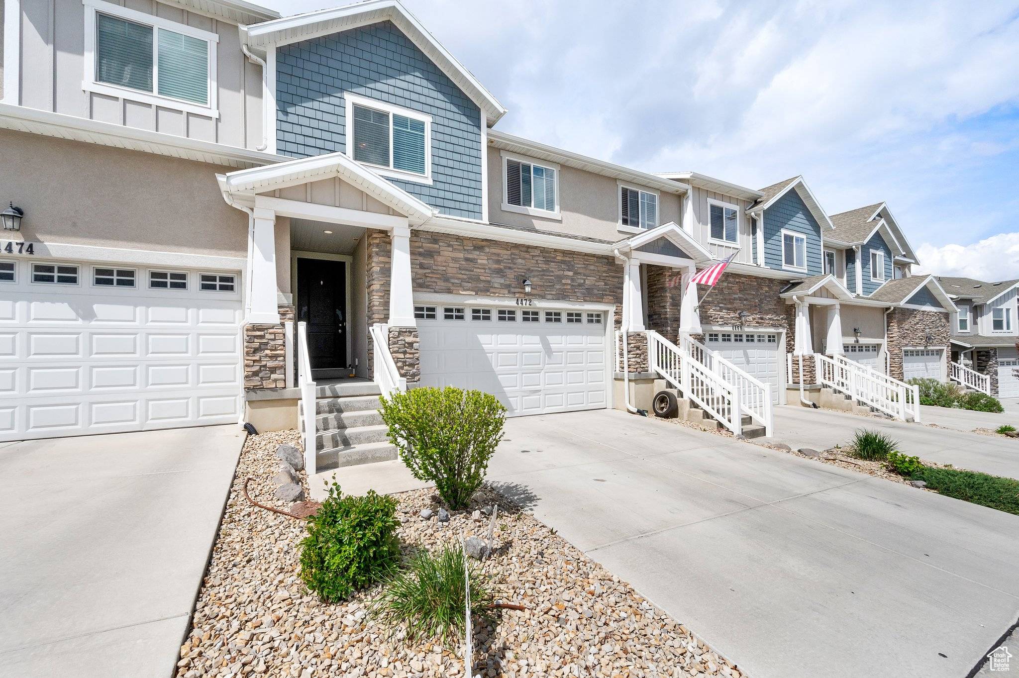 Herriman, UT 84096,4472 W LONE SHADOW LN