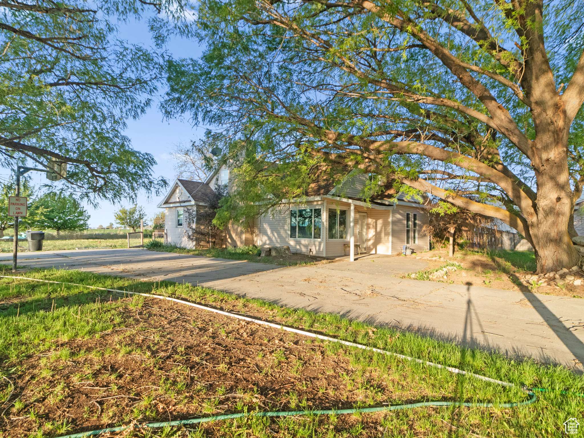Bothwell, UT 84337,10045 W 12000 N