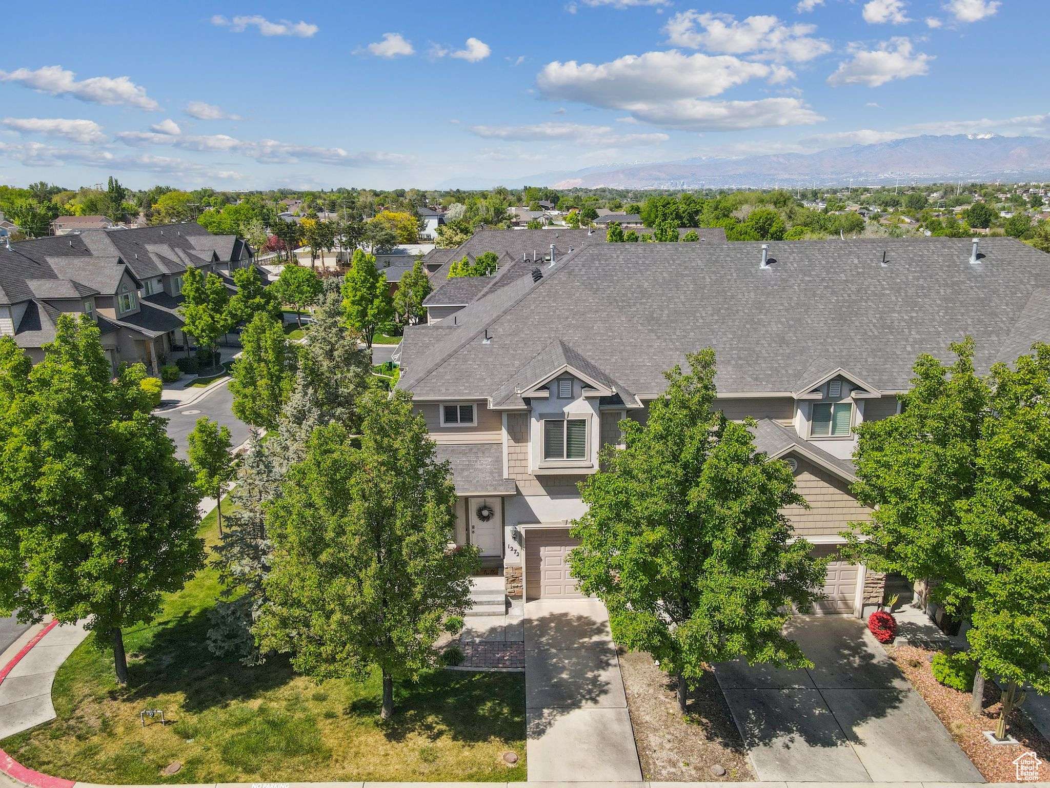 Salt Lake City, UT 84123,1272 W OVERLOOK POINT PL