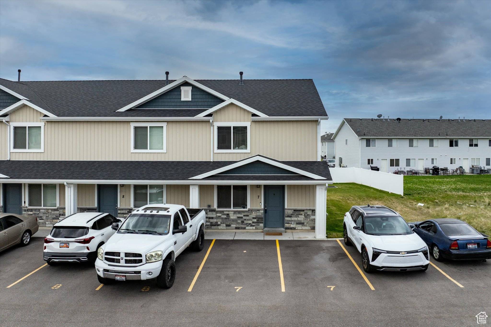 Tremonton, UT 84337,2460 W 450 N #7