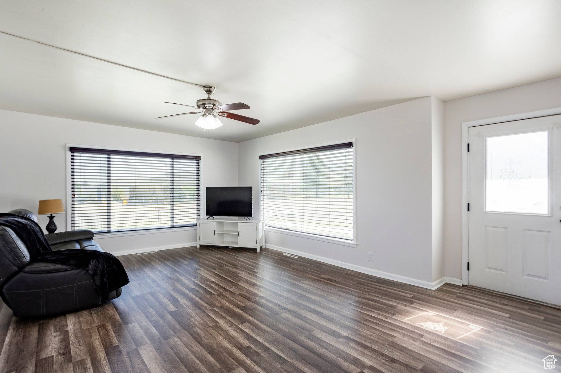 Tooele, UT 84074,395 N 1ST ST