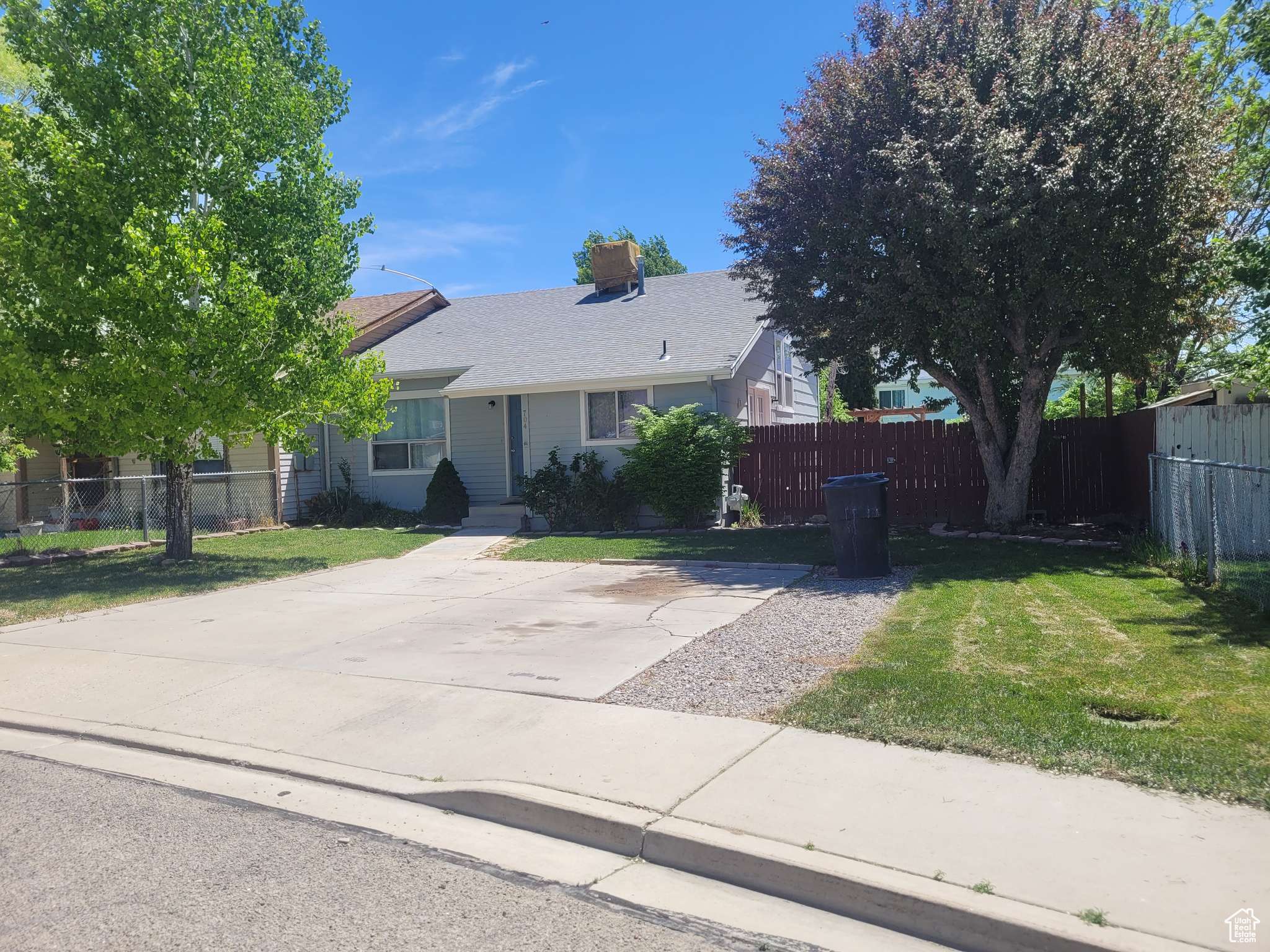 Castle Dale, UT 84513,704 N VALLEY VIEW DR