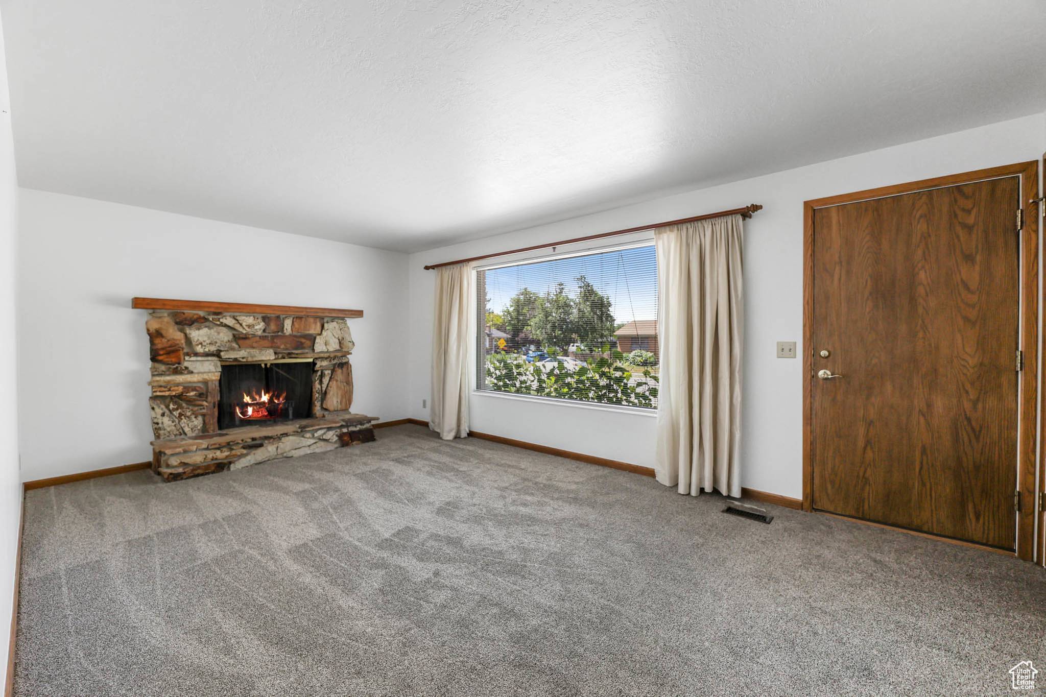 Midvale, UT 84047,7543 S CASA NEGRA CIR