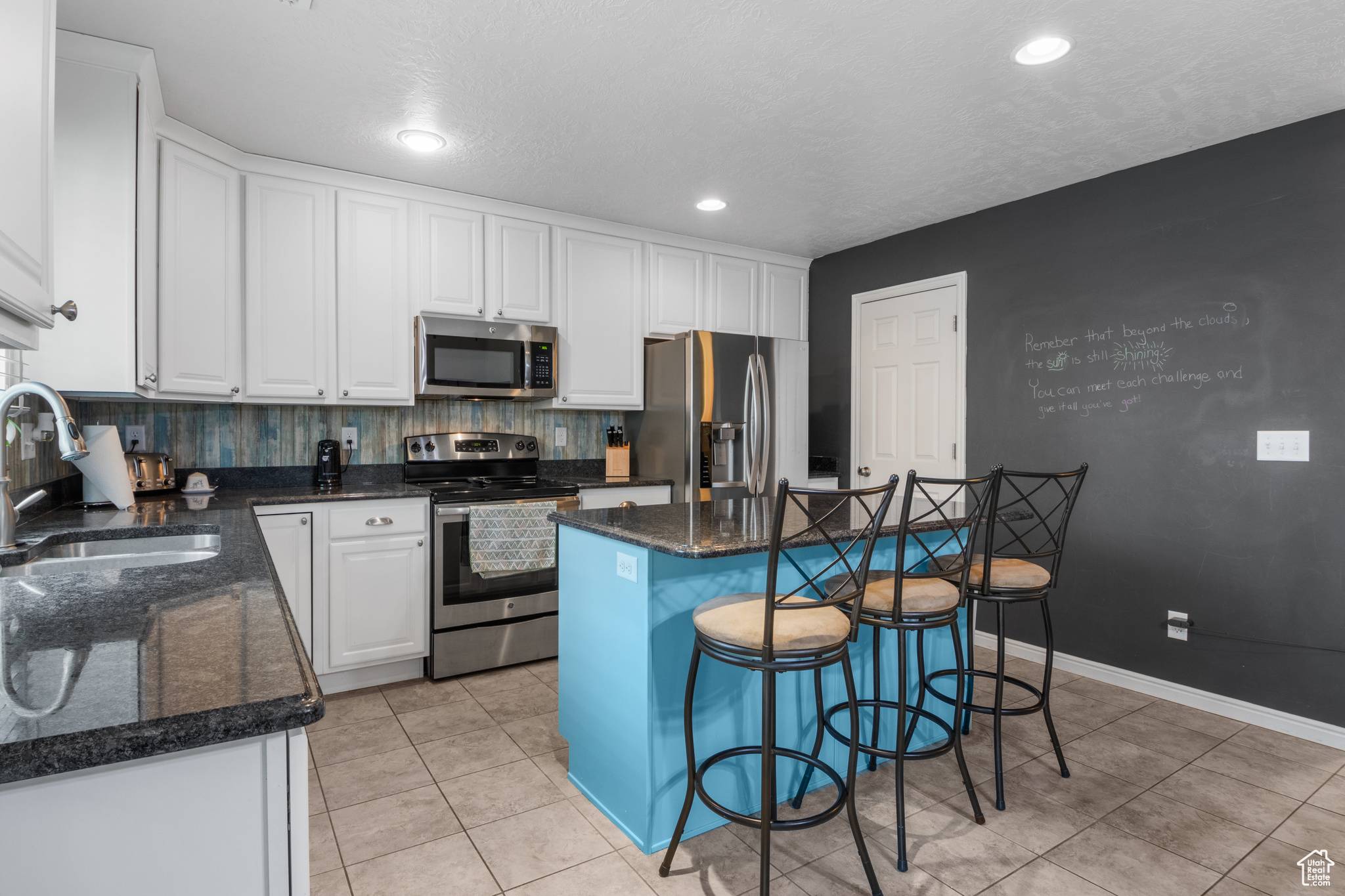 North Salt Lake, UT 84054,920 W STONEHAVEN DR