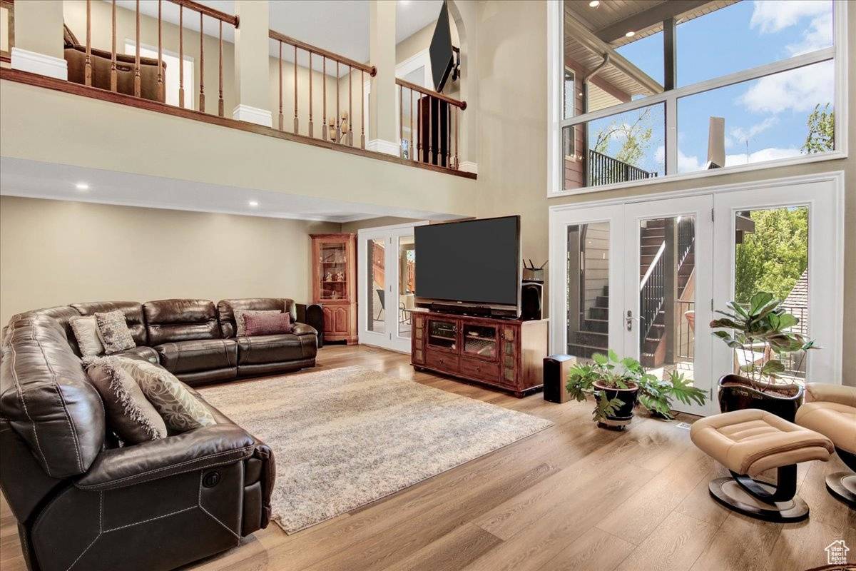 South Ogden, UT 84403,875 E BURCH CREEK HOLW S