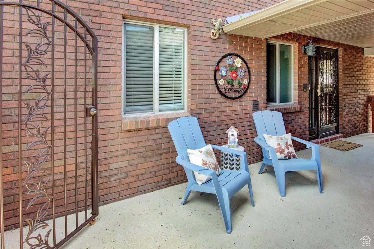 South Ogden, UT 84403,875 E BURCH CREEK HOLW S